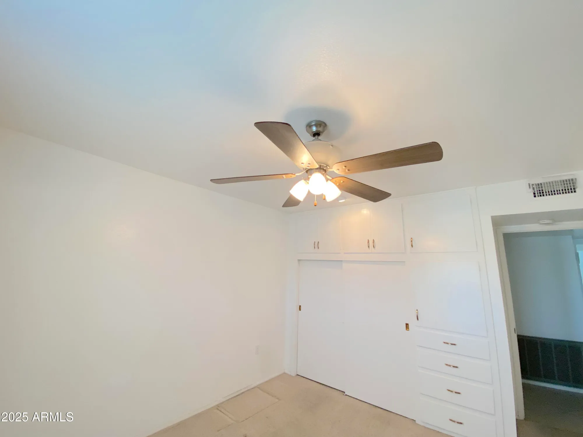 Property Slideshow image 13 of 19 | 10411 w cameo dr, Sun City, AZ, 85351