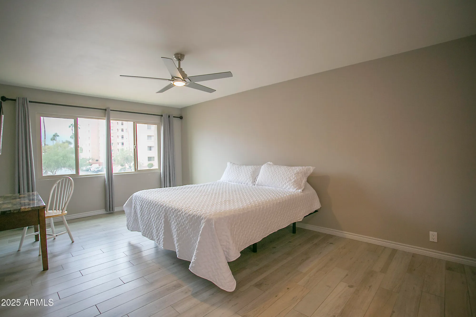 Property Slideshow image 11 of 37 | 7920 e camelback rd unit 203, Scottsdale, AZ, 85251