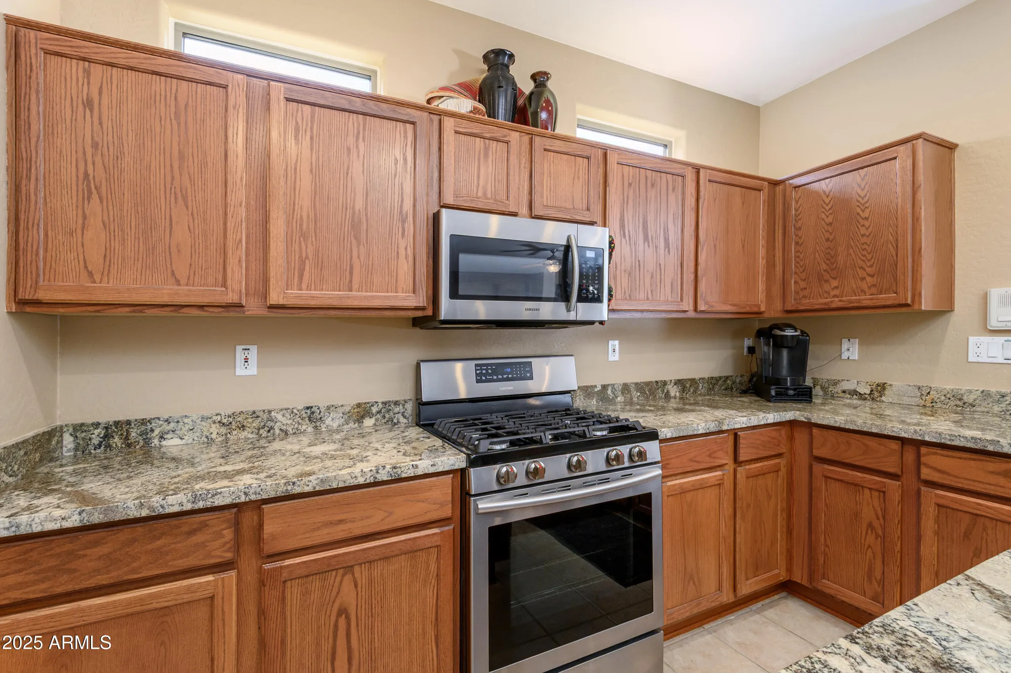 Property Slideshow image 12 of 49 | 18670 n rincon ct, Surprise, AZ, 85387