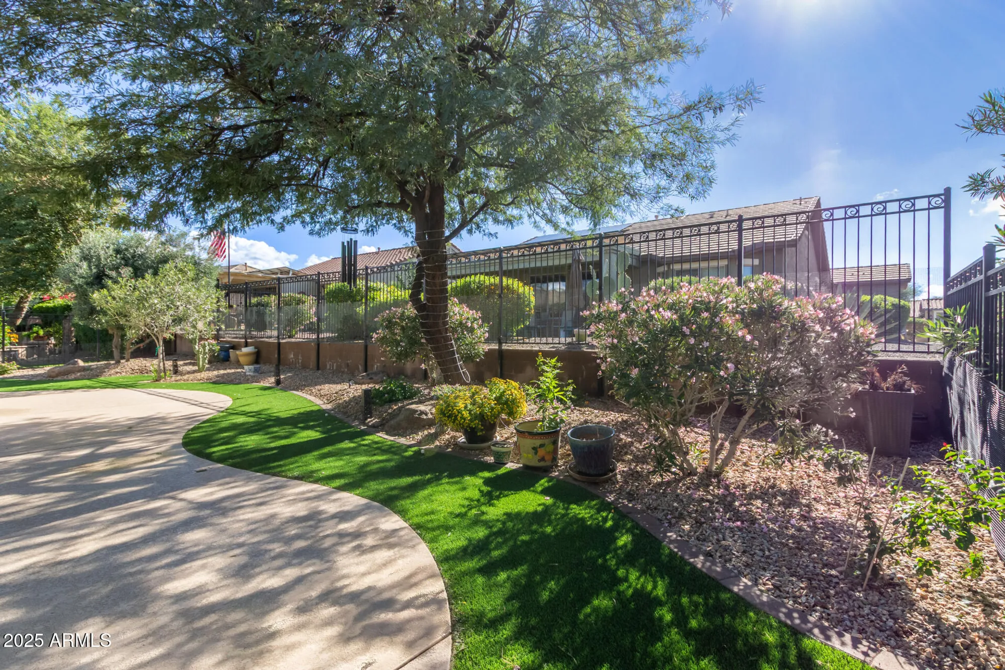Property Slideshow image 25 of 31 | 26467 w yukon dr, Buckeye, AZ, 85396