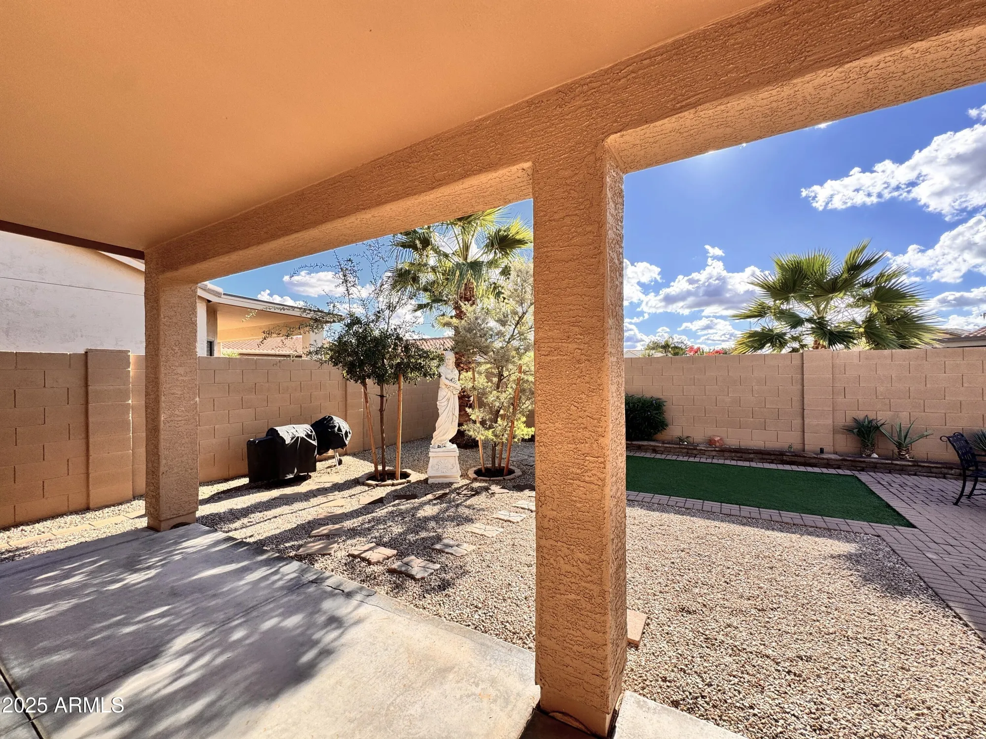 Property Slideshow image 25 of 50 | 24726 s golfview dr, Sun Lakes, AZ, 85248