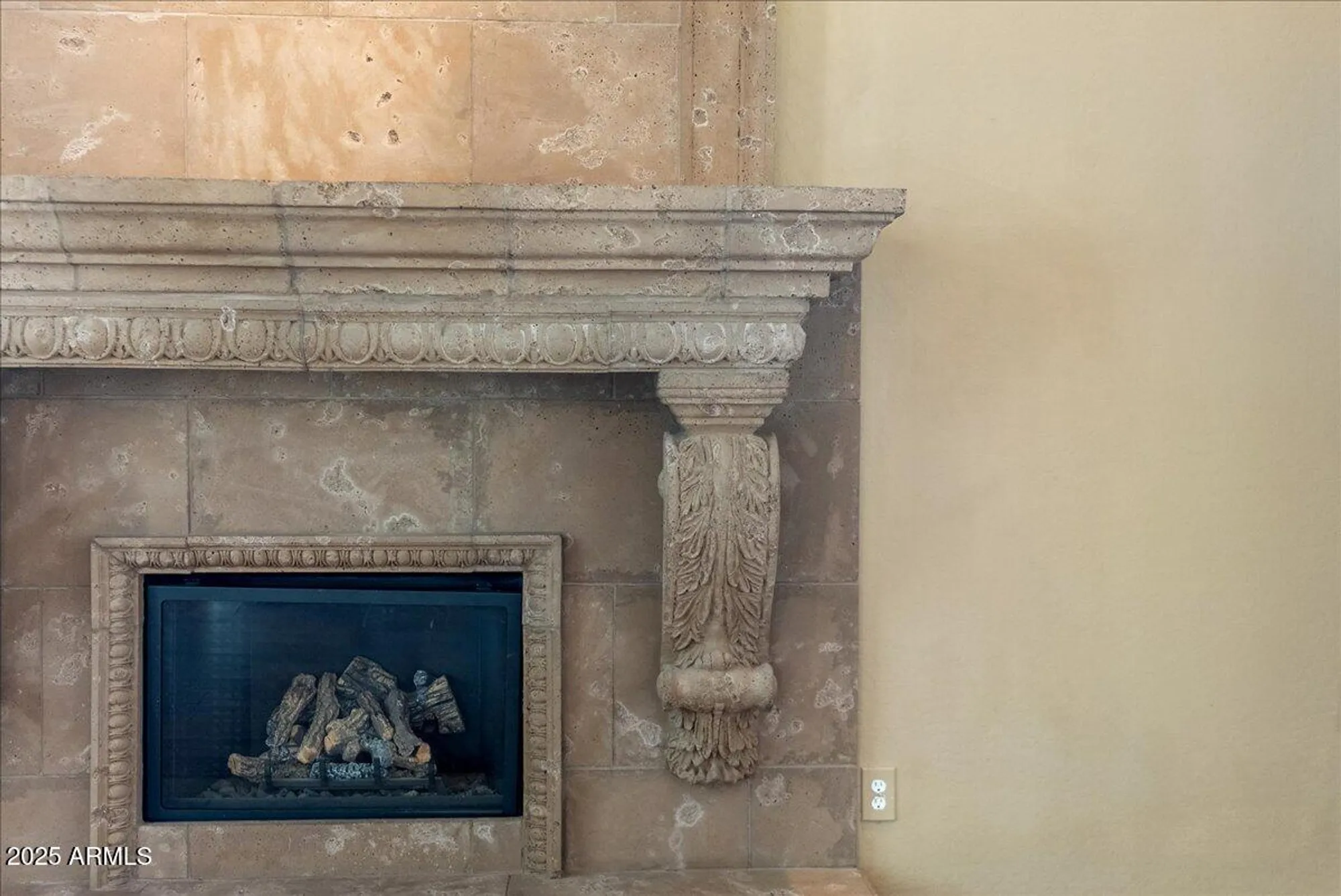 Property Slideshow image 17 of 66 | 12971 w fossil dr, Peoria, AZ, 85383