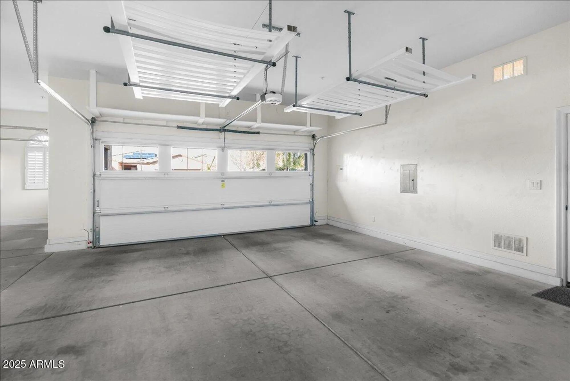 Property Slideshow image 53 of 66 | 12971 w fossil dr, Peoria, AZ, 85383