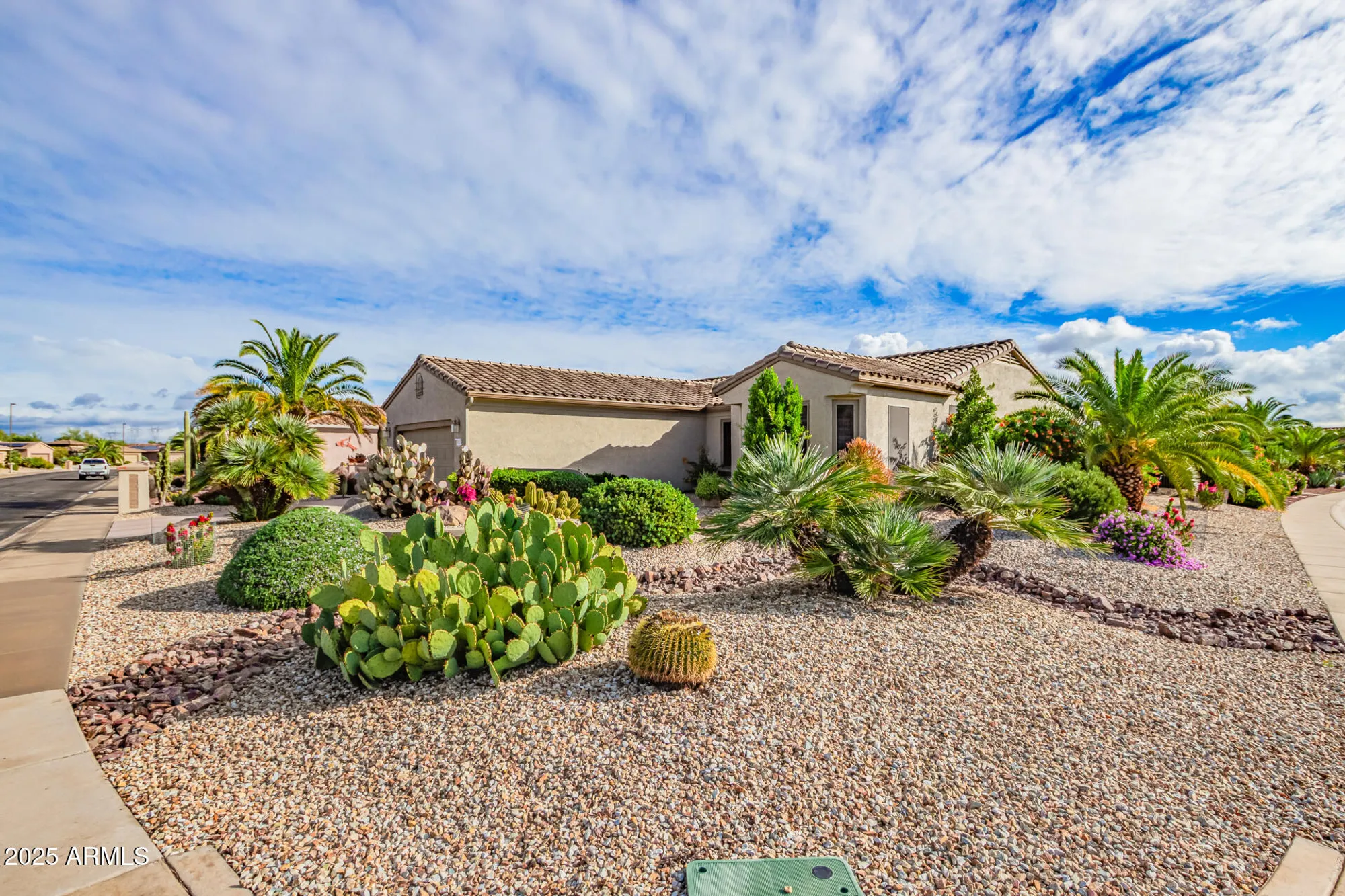 Property Slideshow image 4 of 37 | 20443 n vermillion cliffs dr, Surprise, AZ, 85387