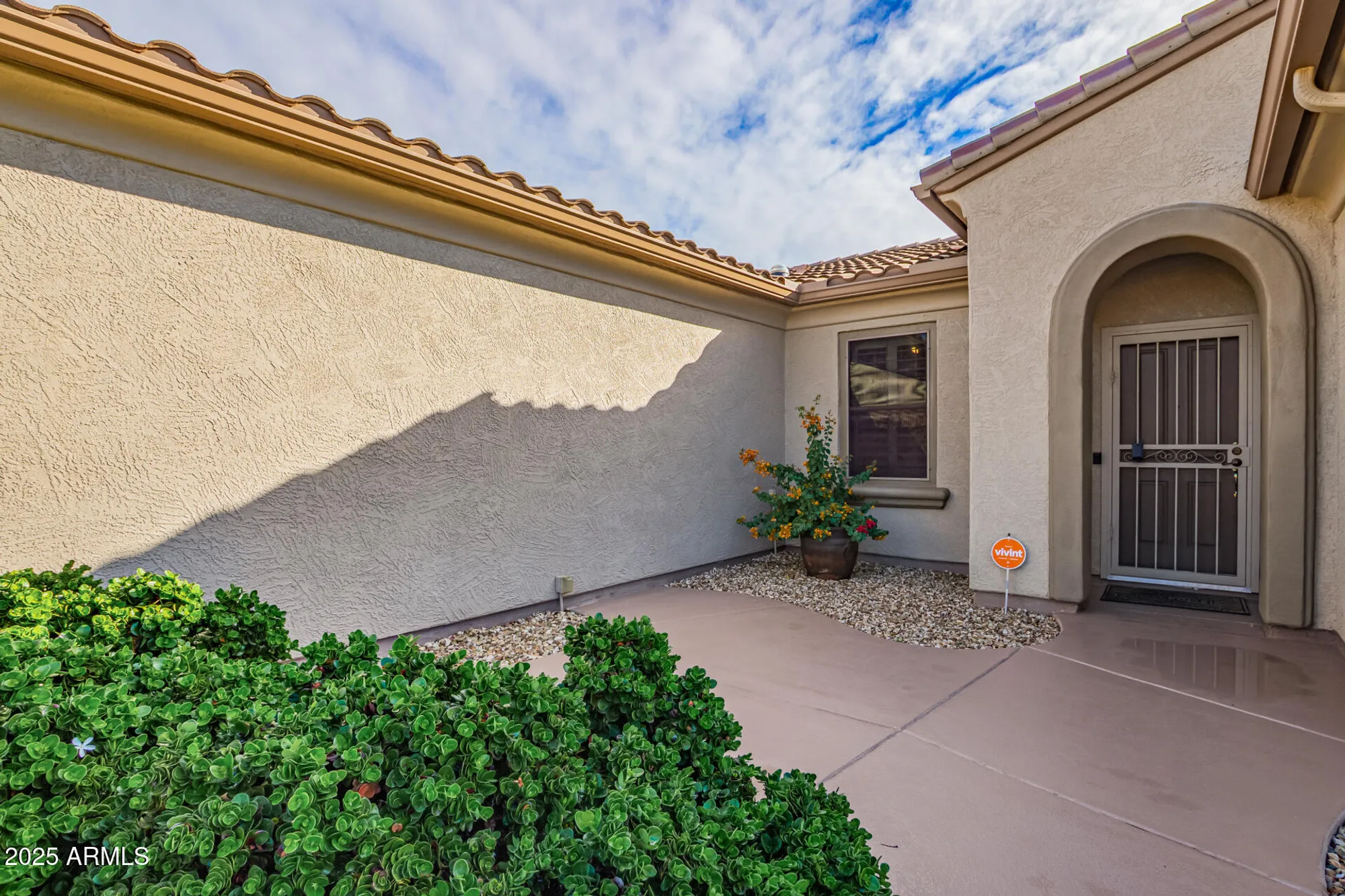 Property Slideshow image 7 of 37 | 20443 n vermillion cliffs dr, Surprise, AZ, 85387