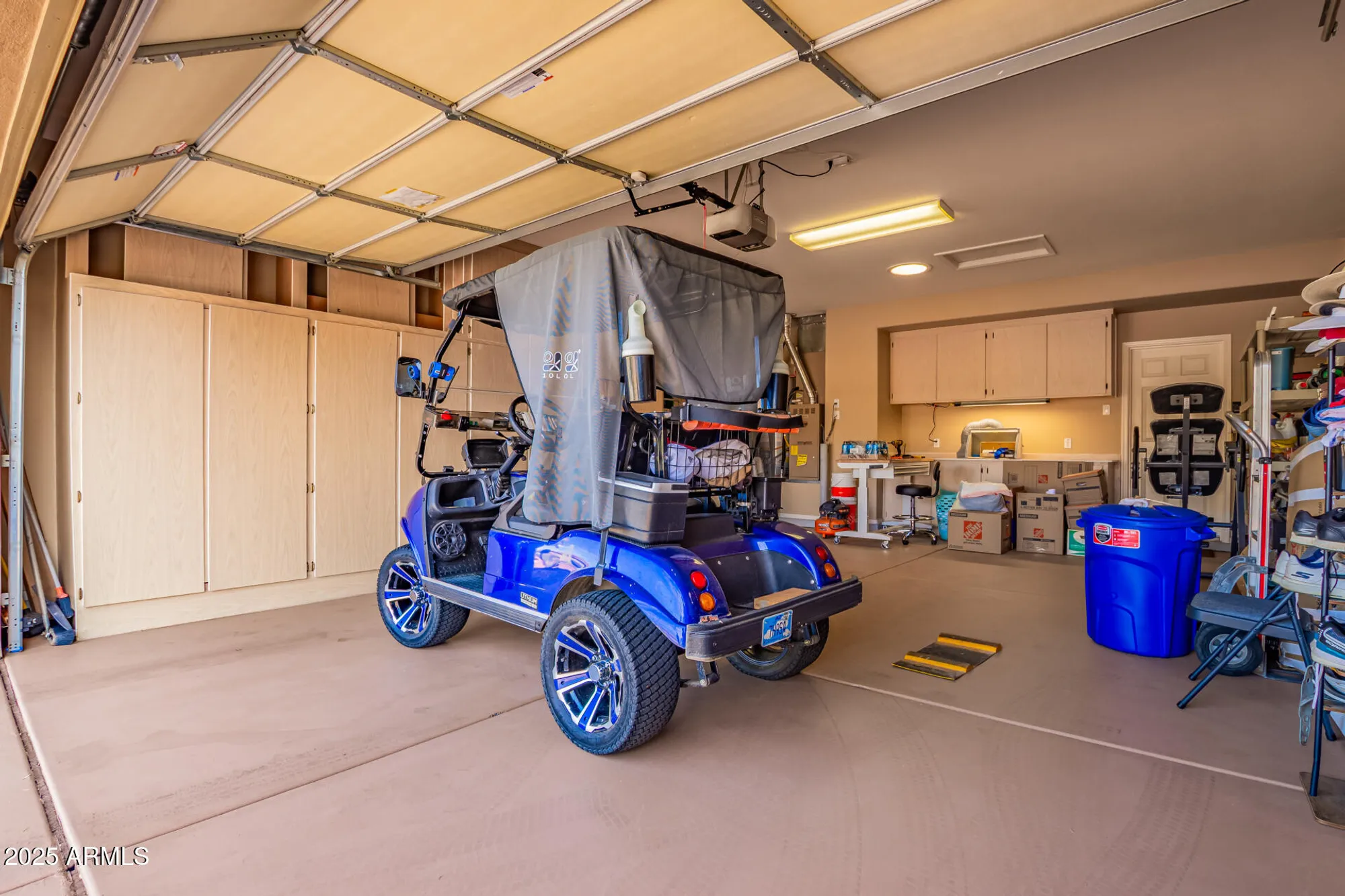 Property Slideshow image 28 of 37 | 20443 n vermillion cliffs dr, Surprise, AZ, 85387