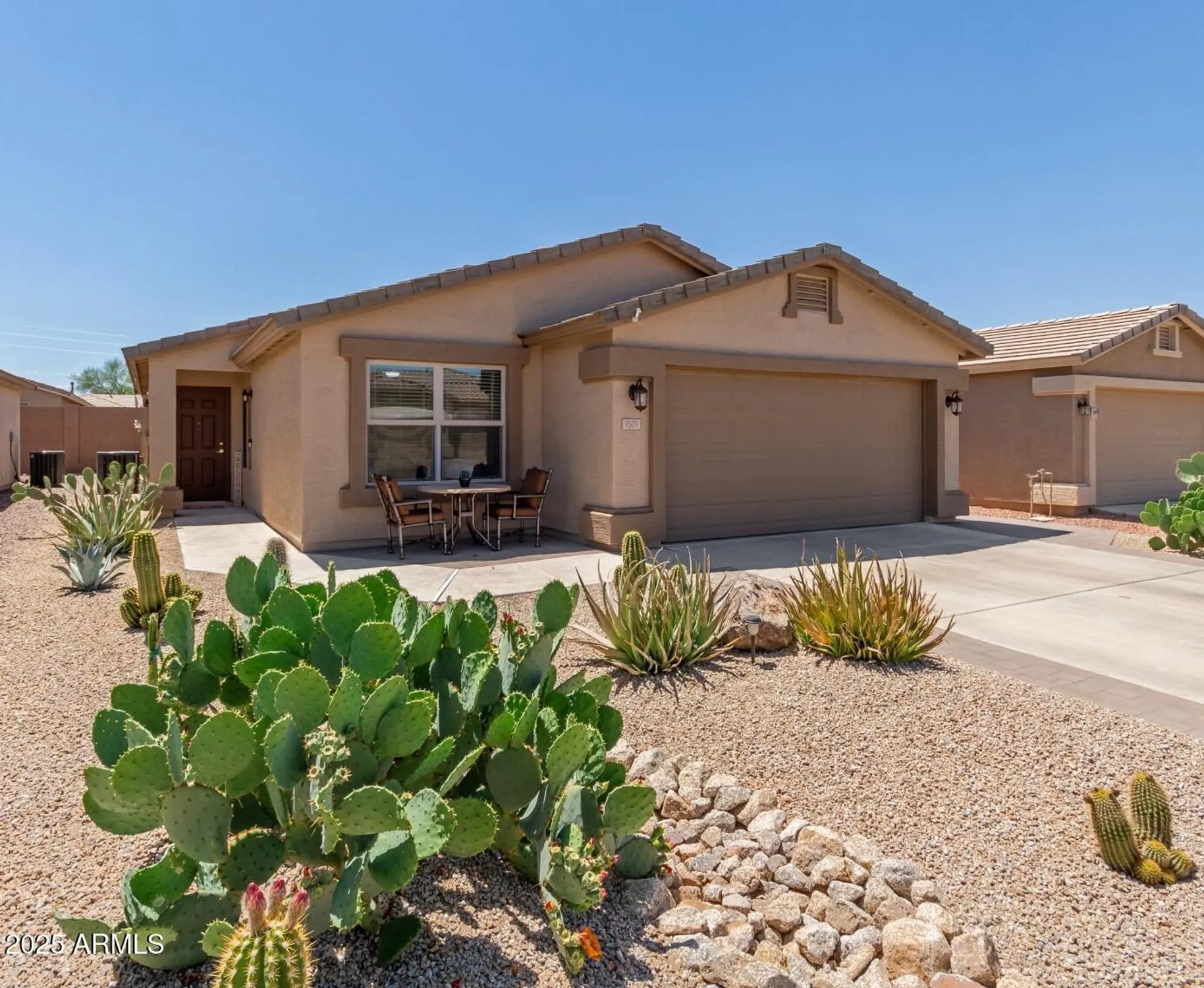 Property Slideshow image 1 of 31 | 3509 e hazeltine way, Chandler, AZ, 85249