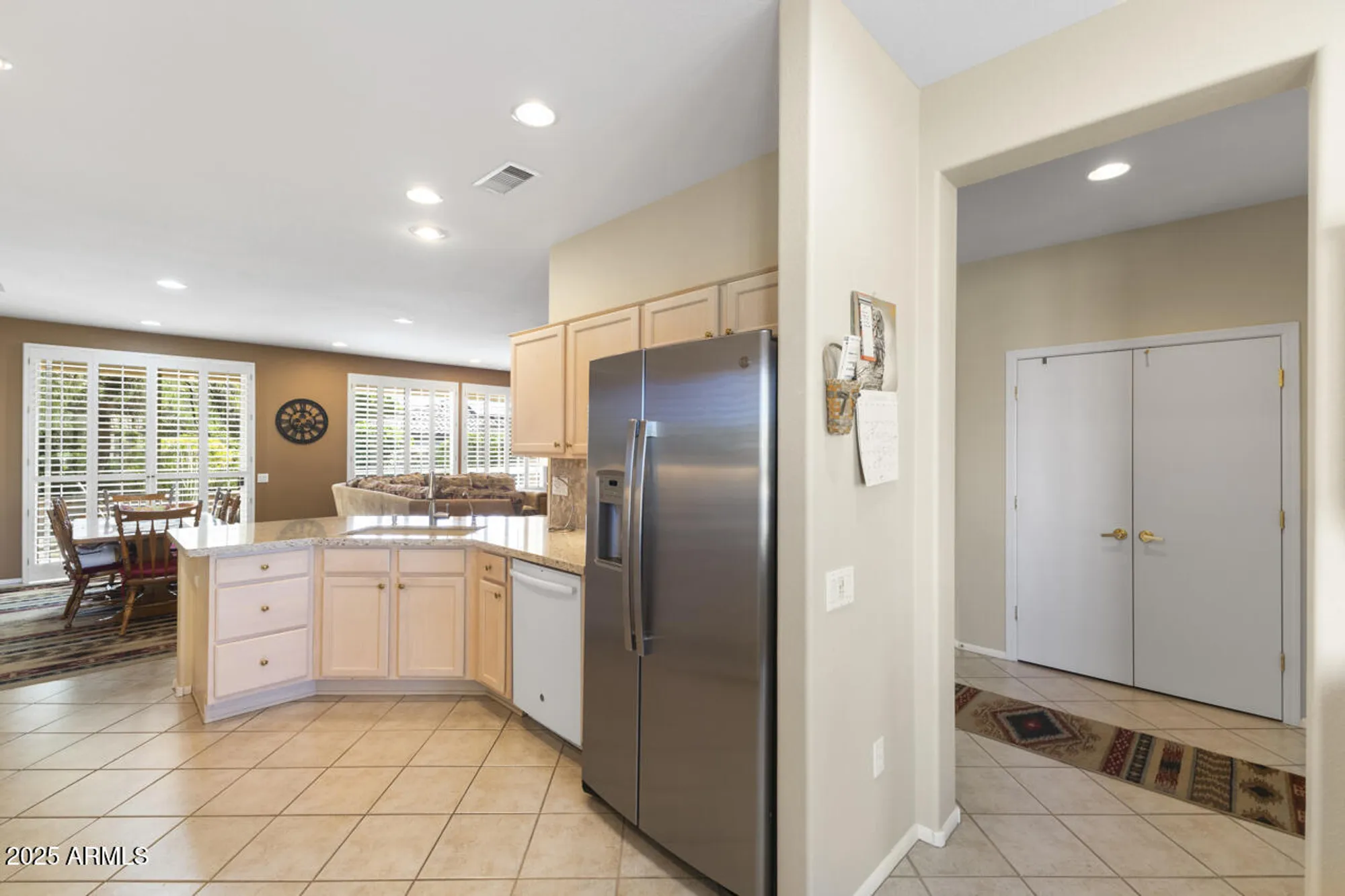 Property Slideshow image 13 of 33 | 15115 w pinehurst ln, Surprise, AZ, 85374