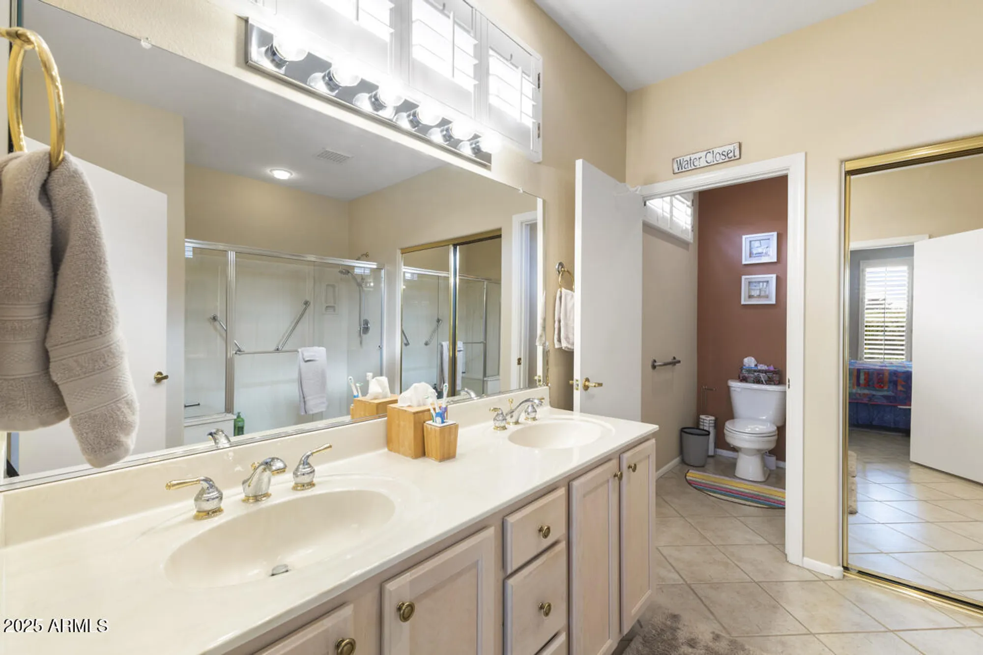 Property Slideshow image 20 of 33 | 15115 w pinehurst ln, Surprise, AZ, 85374
