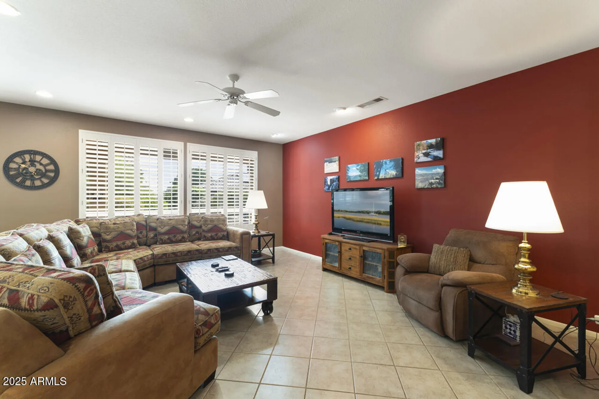 Property Slideshow image 7 of 33 | 15115 w pinehurst ln, Surprise, AZ, 85374