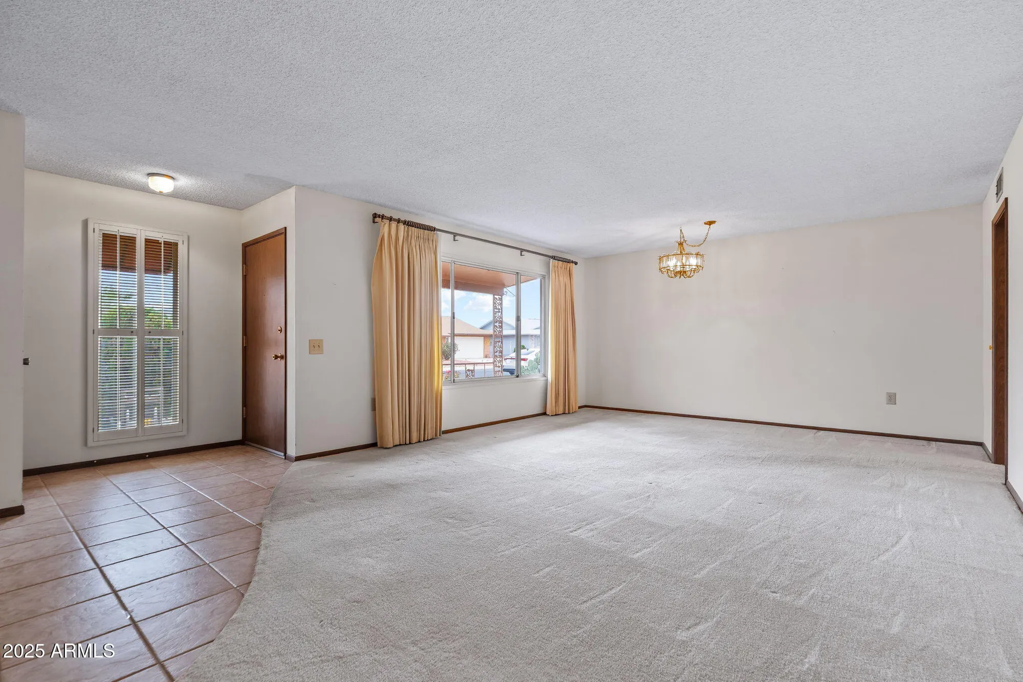 Property Slideshow image 5 of 45 | 10322 w signal butte cir, Sun City, AZ, 85373