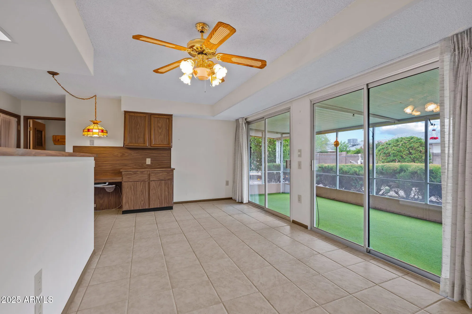 Property Slideshow image 17 of 45 | 10322 w signal butte cir, Sun City, AZ, 85373
