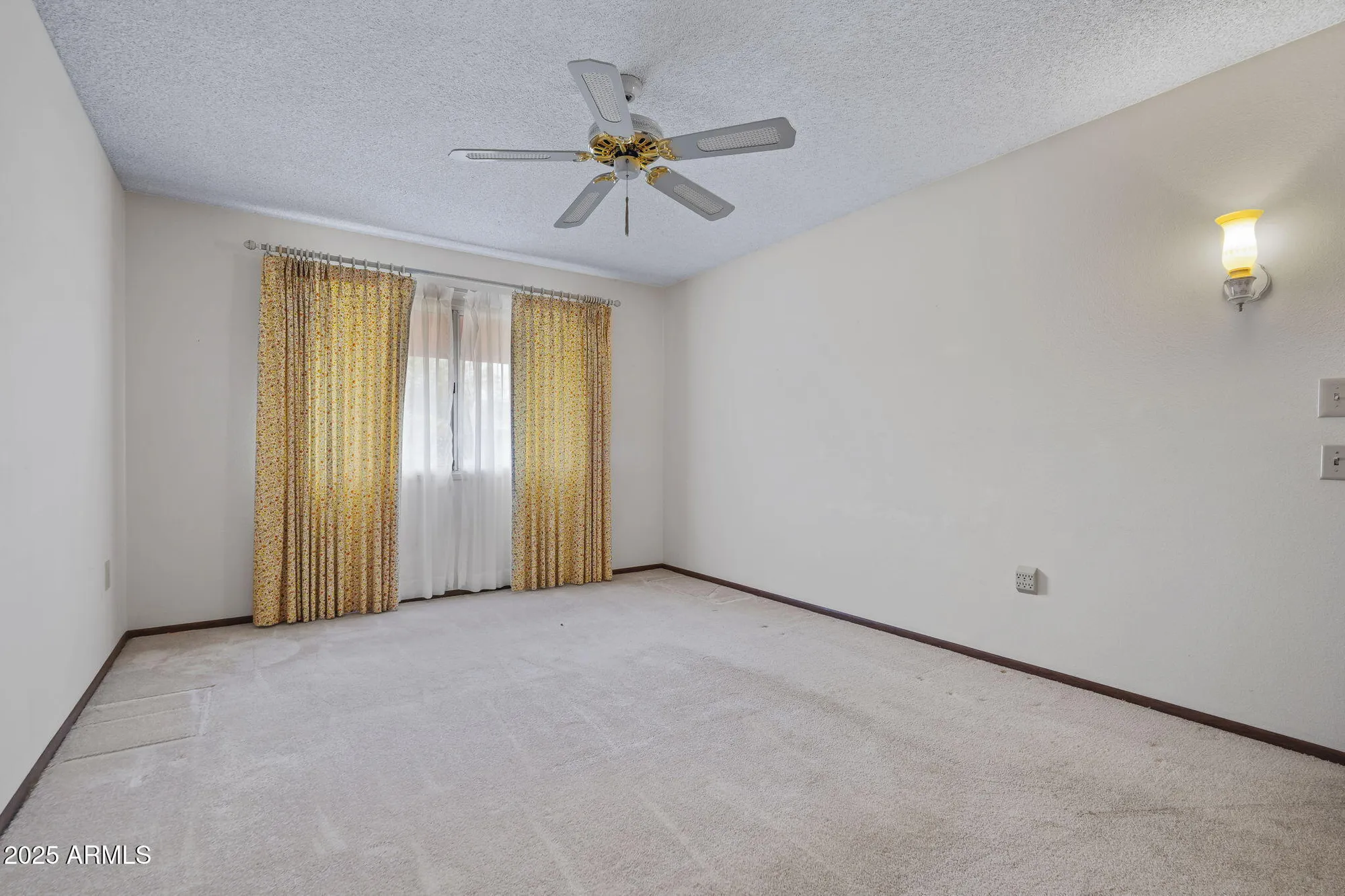 Property Slideshow image 24 of 45 | 10322 w signal butte cir, Sun City, AZ, 85373