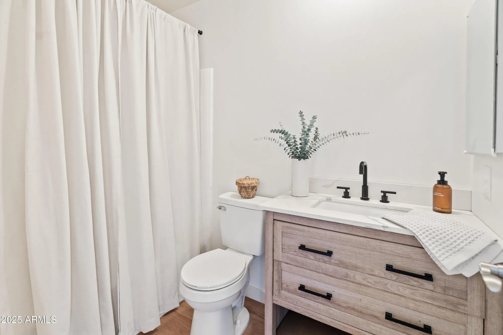 Property Slideshow image 18 of 27 | 10417 w prairie hills cir, Sun City, AZ, 85351