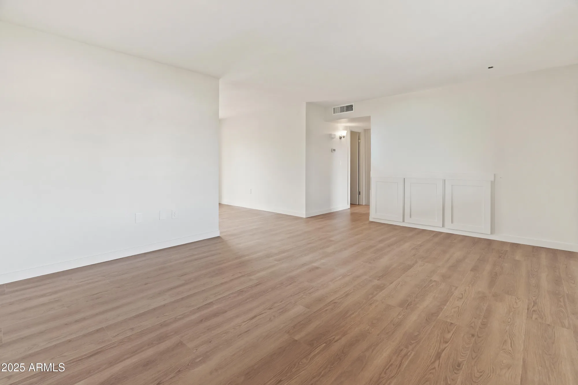 Property Slideshow image 16 of 27 | 10417 w prairie hills cir, Sun City, AZ, 85351