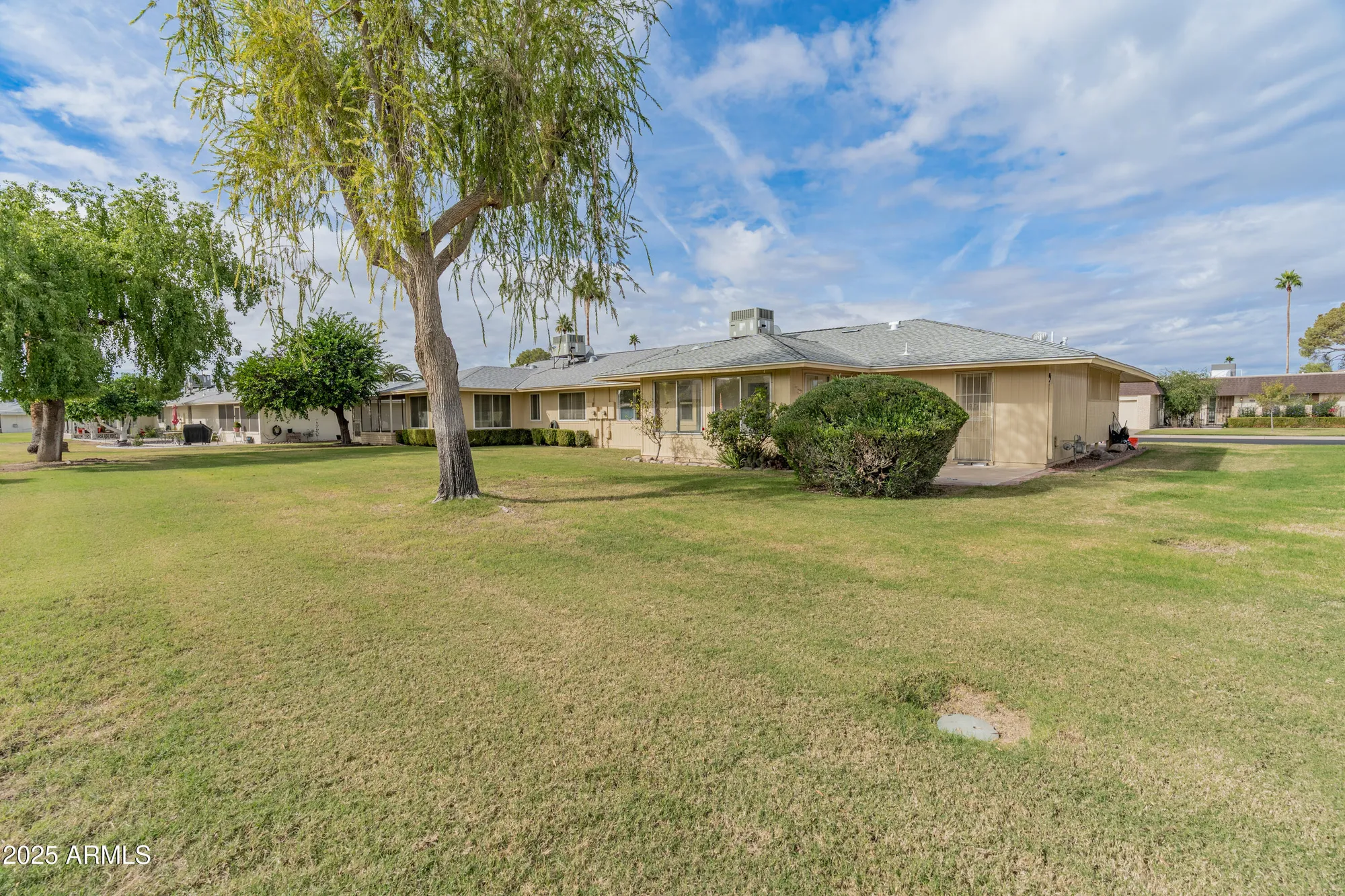 Property Slideshow image 24 of 27 | 10417 w prairie hills cir, Sun City, AZ, 85351