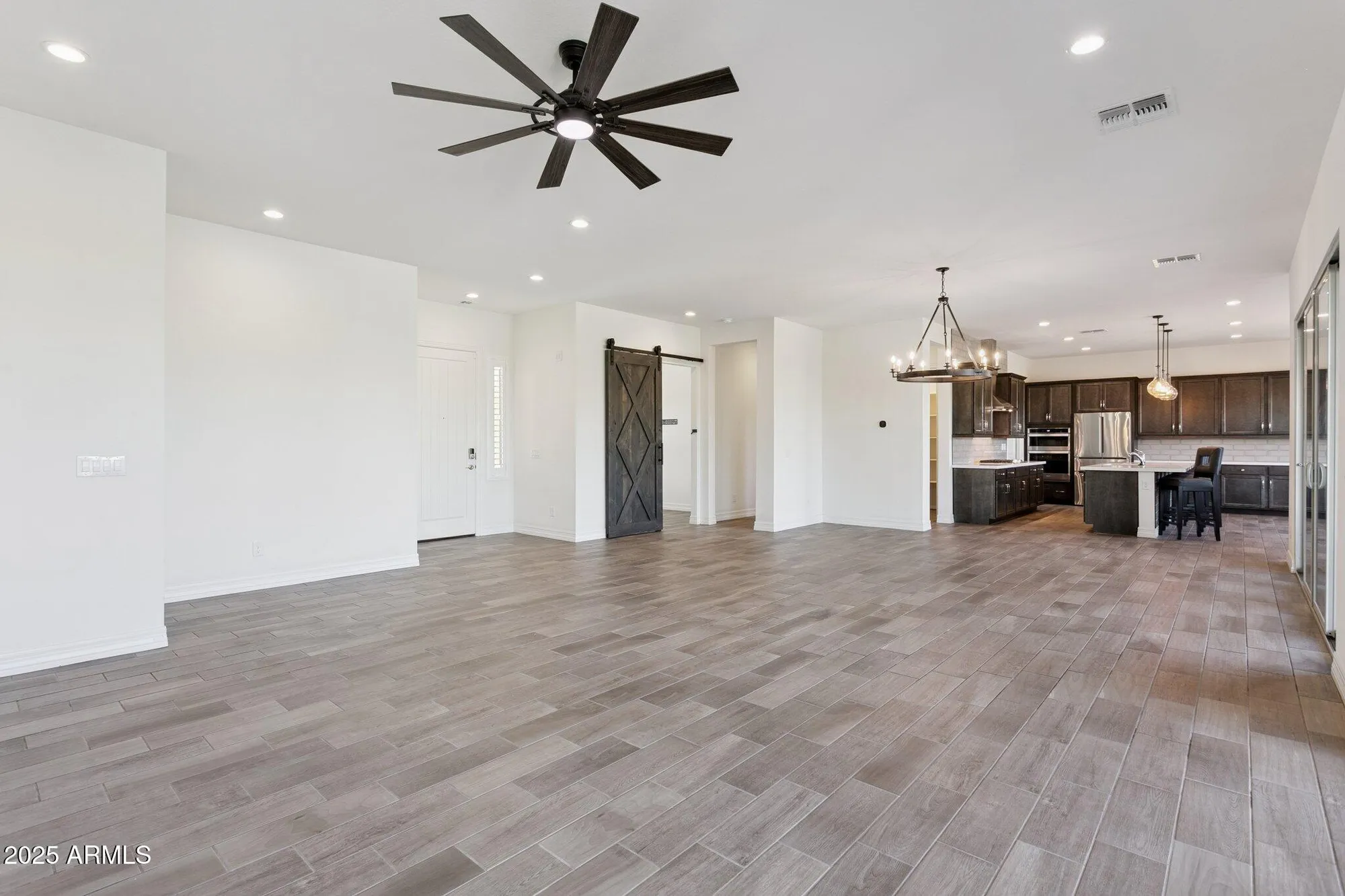 Property Slideshow image 9 of 52 | 11249 n blakely st, Surprise, AZ, 85388