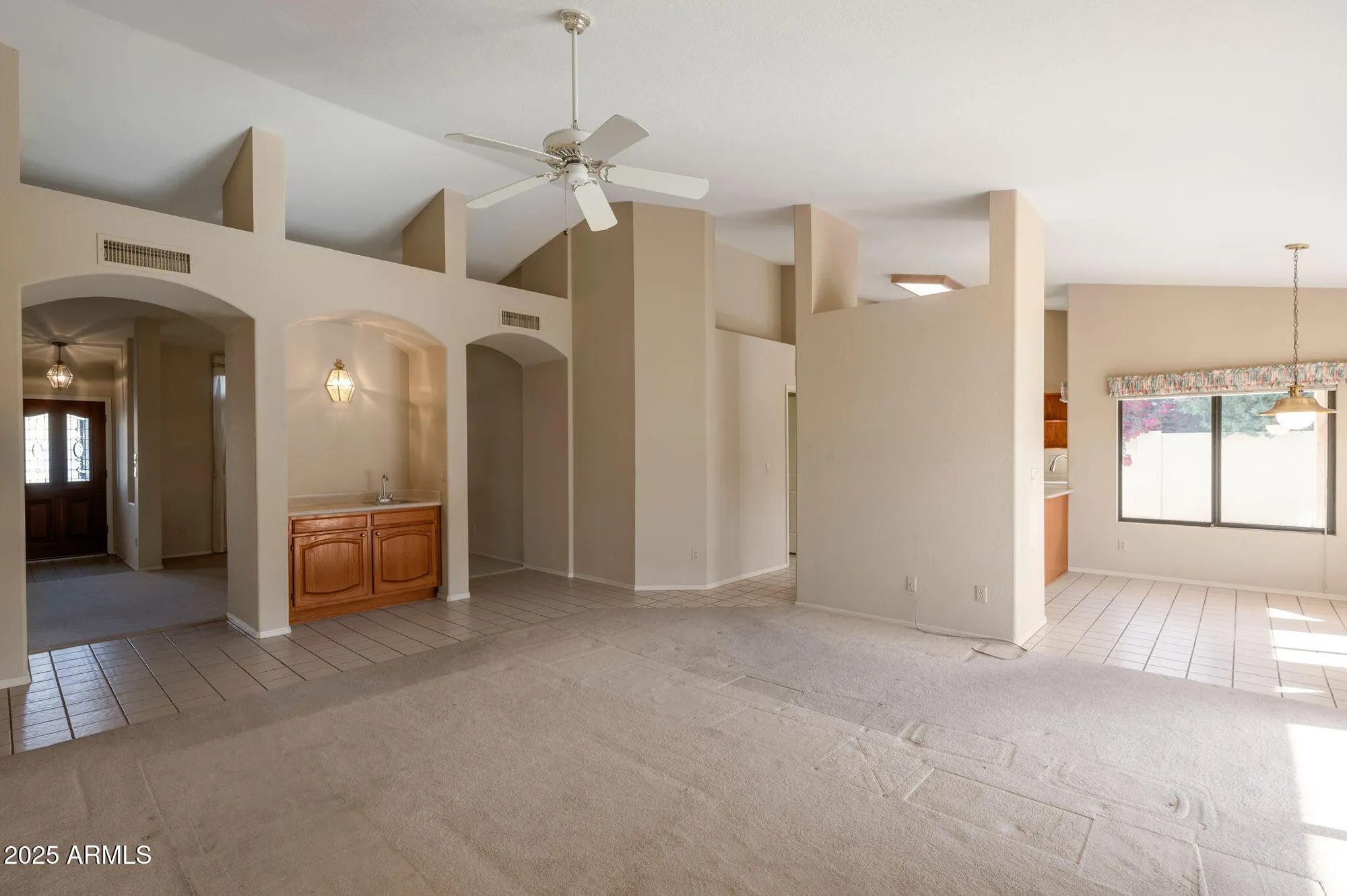 Property Slideshow image 5 of 15 | 9627 w chino dr, Peoria, AZ, 85382