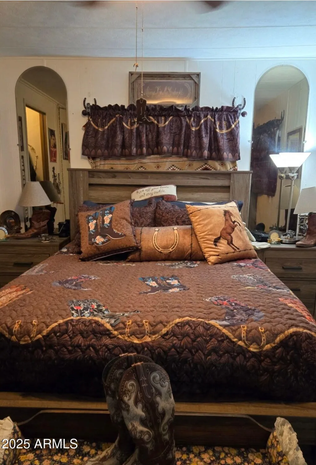 Property Slideshow image 14 of 29 | 2511 n 56th st, Mesa, AZ, 85215