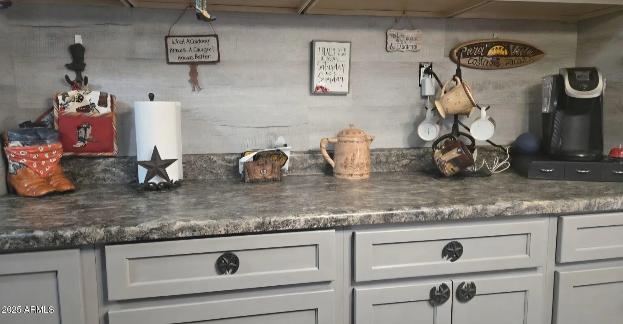 Property Slideshow image 6 of 29 | 2511 n 56th st, Mesa, AZ, 85215