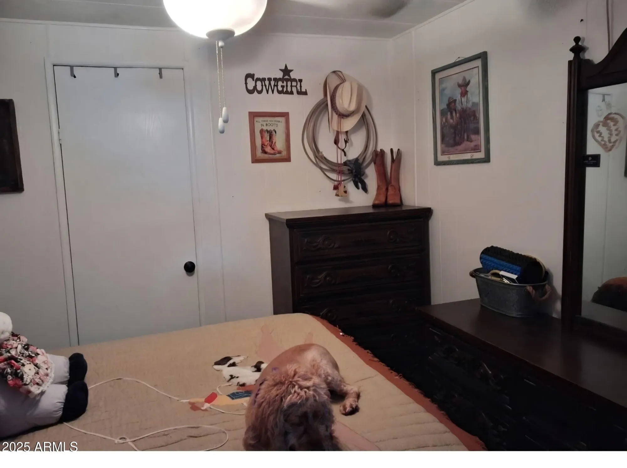 Property Slideshow image 20 of 29 | 2511 n 56th st, Mesa, AZ, 85215