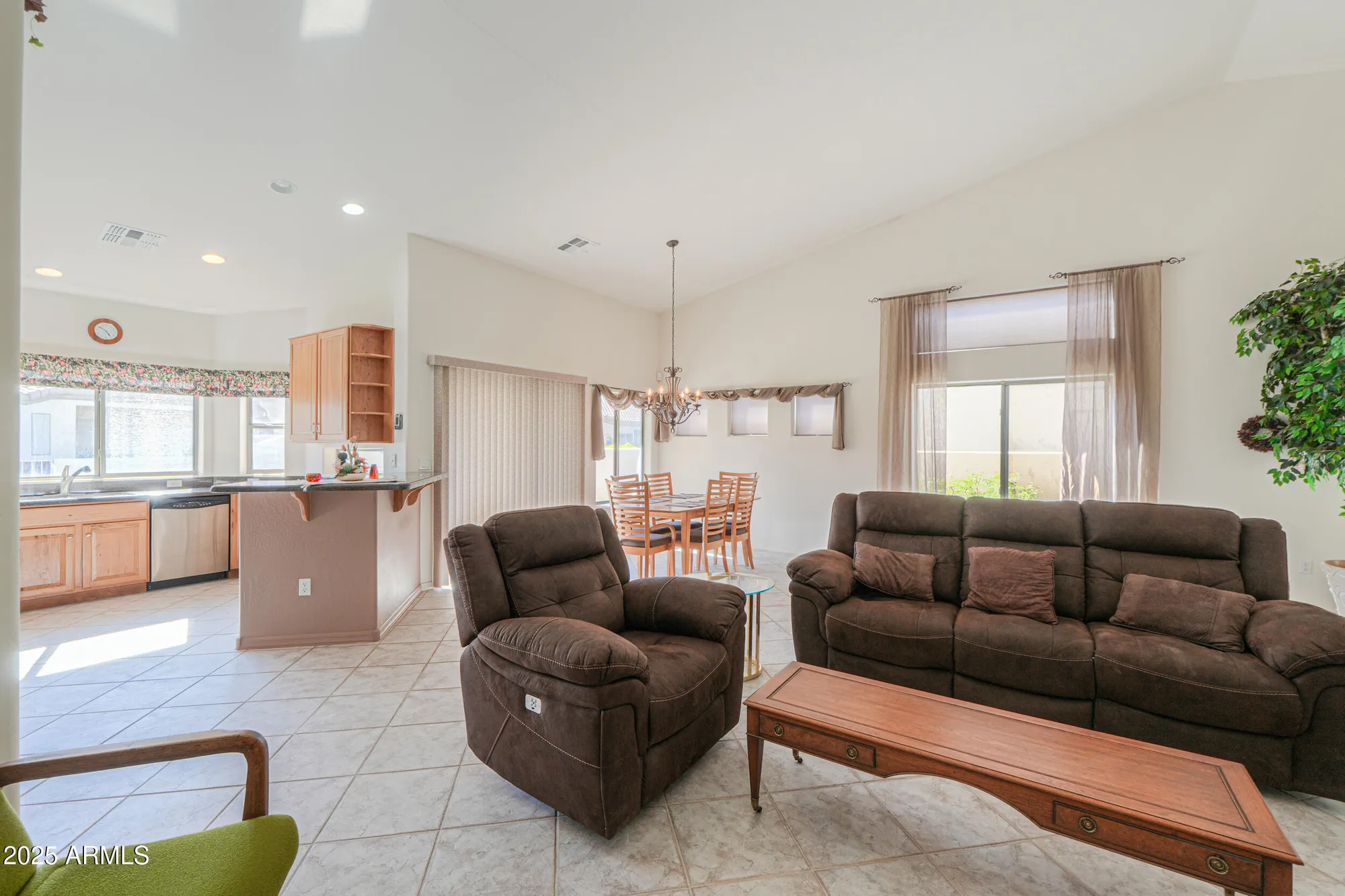 Property Slideshow image 12 of 74 | 1539 e brenda dr, Casa Grande, AZ, 85122