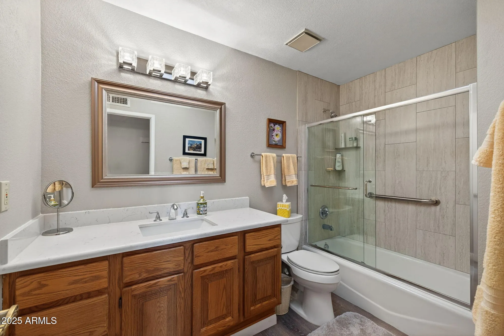 Property Slideshow image 20 of 46 | 8065 e madero ave, Mesa, AZ, 85209