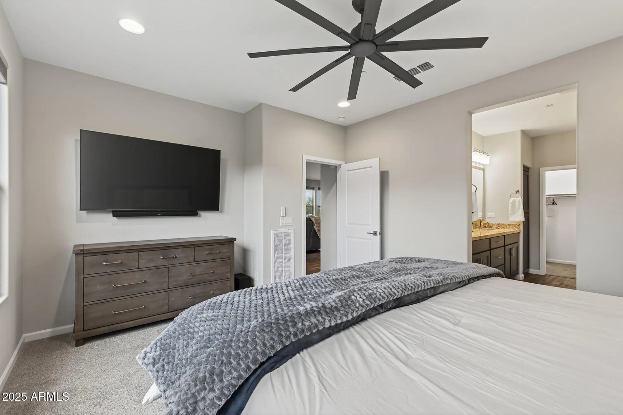 Property Slideshow image 17 of 58 | 18242 e coronado cave ct, Rio Verde, AZ, 85263