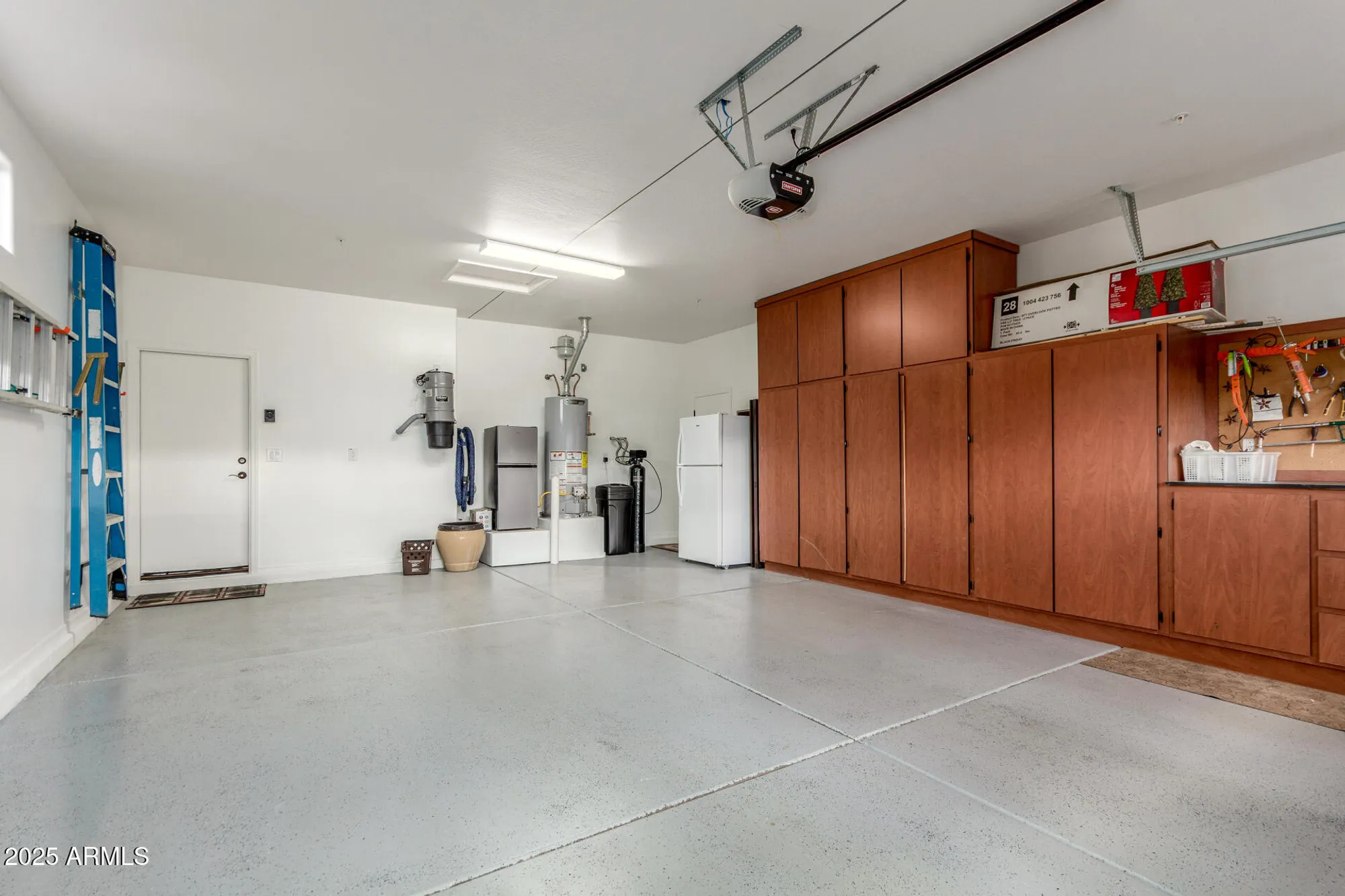 Property Slideshow image 35 of 65 | 28873 n 127th ln, Peoria, AZ, 85383