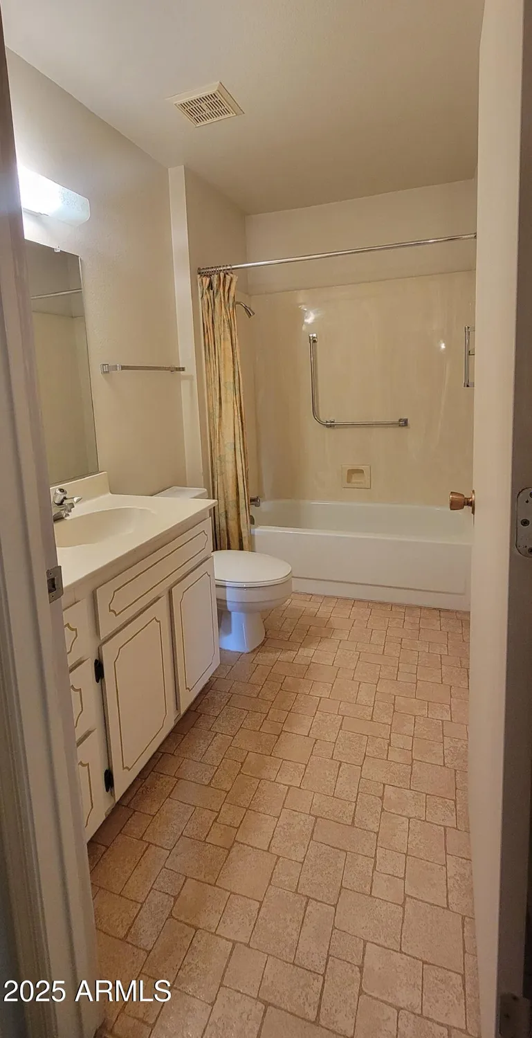 Property Slideshow image 9 of 24 | 20415 n sonnet dr, Sun City West, AZ, 85375