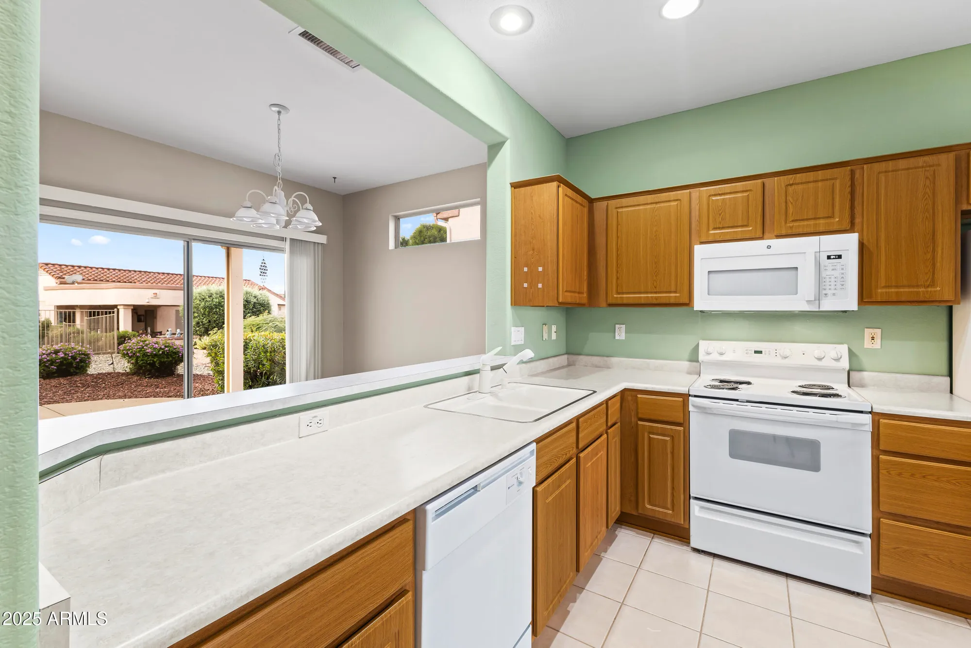 Property Slideshow image 5 of 27 | 16243 w tapatio dr, Surprise, AZ, 85374