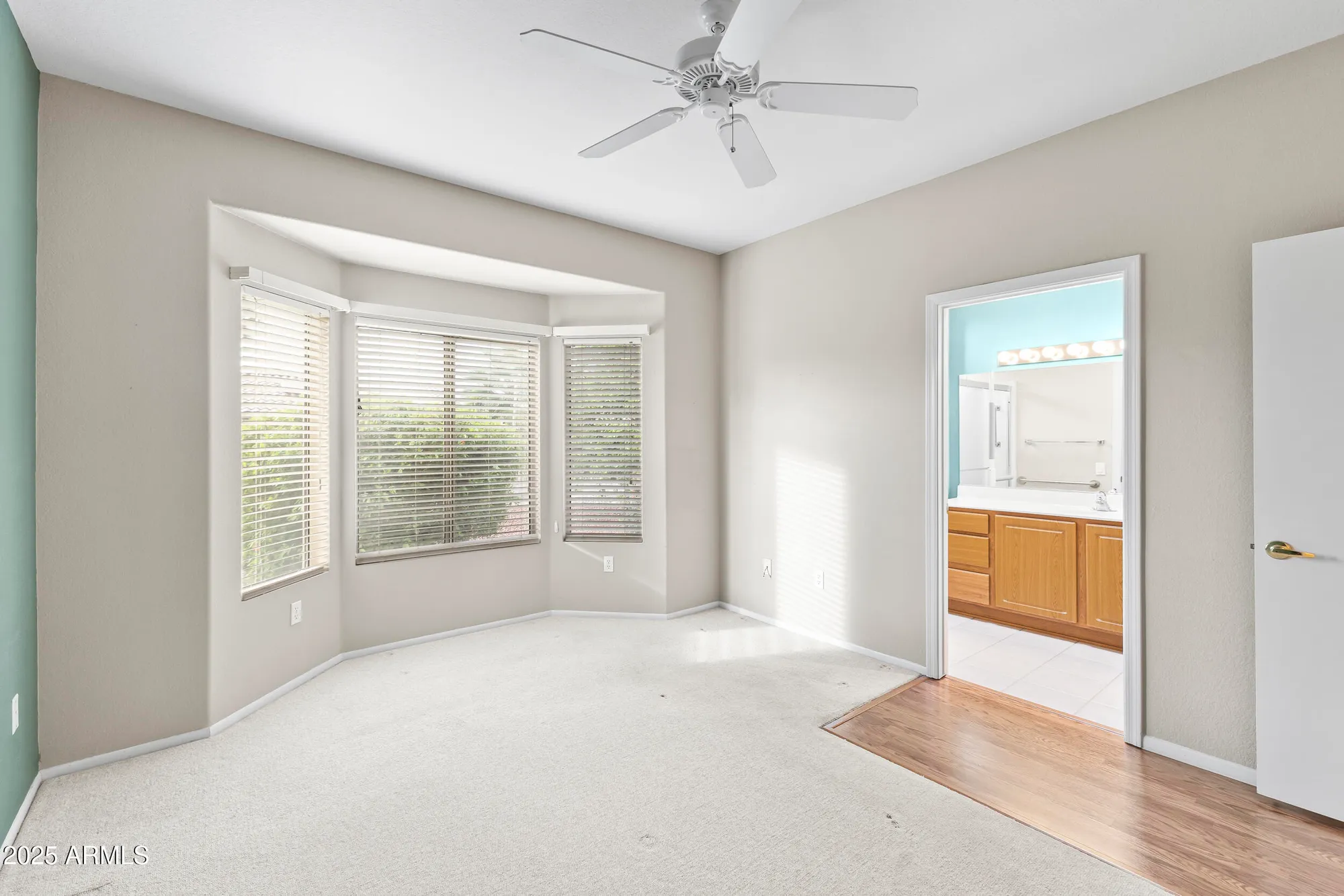 Property Slideshow image 17 of 27 | 16243 w tapatio dr, Surprise, AZ, 85374