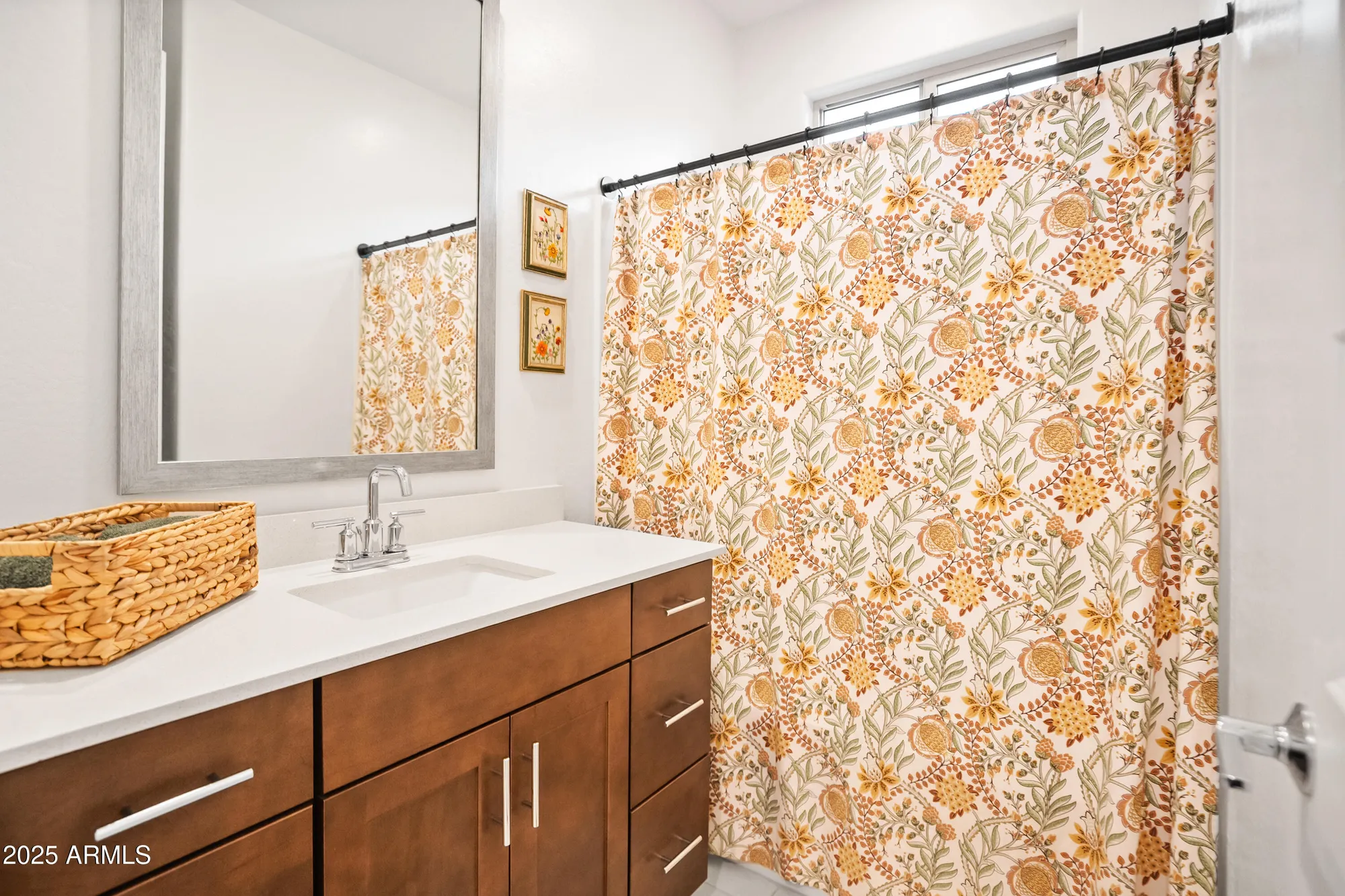 Property Slideshow image 11 of 61 | 17122 w artemisa ave, Surprise, AZ, 85387