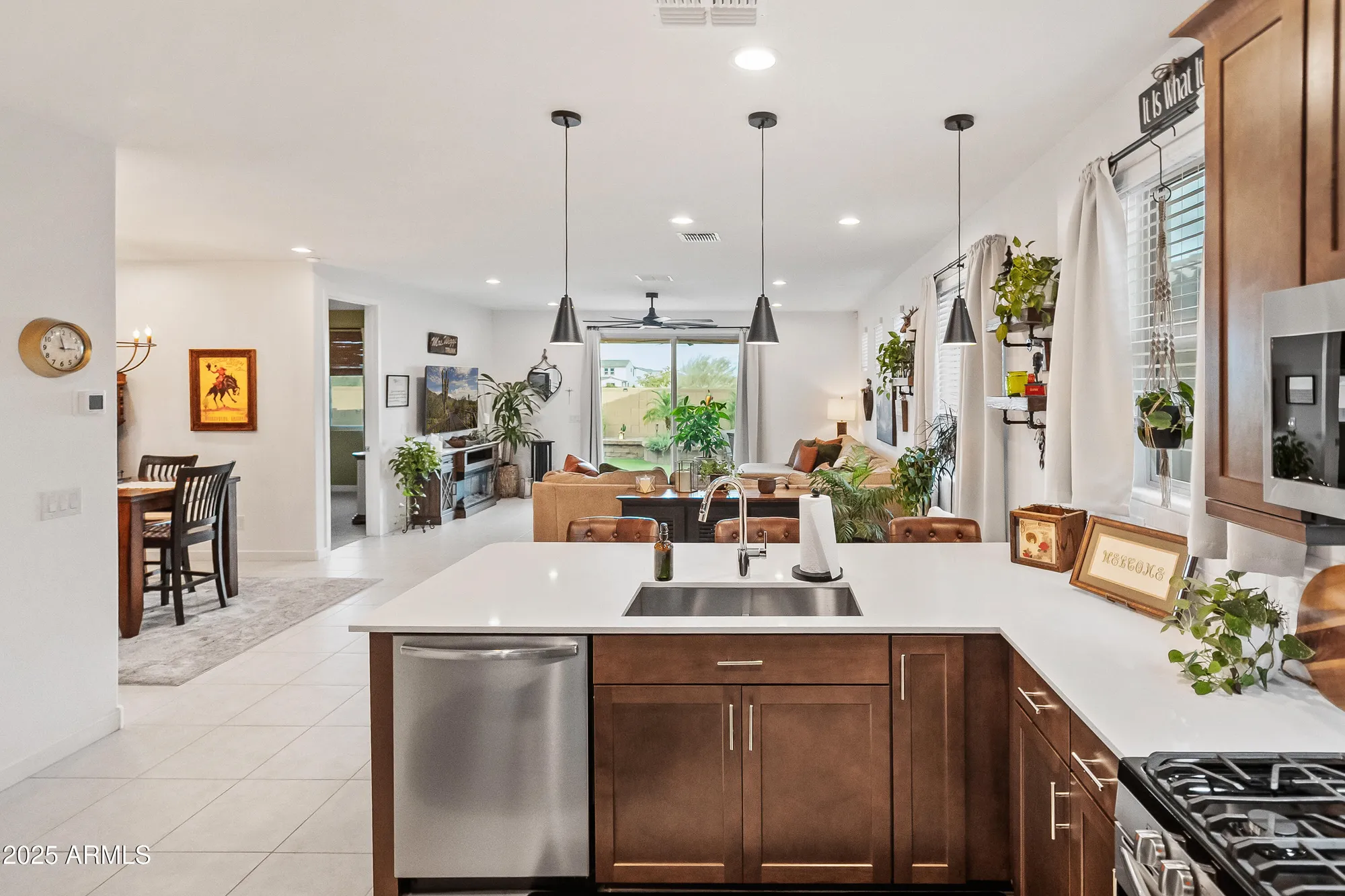 Property Slideshow image 16 of 61 | 17122 w artemisa ave, Surprise, AZ, 85387