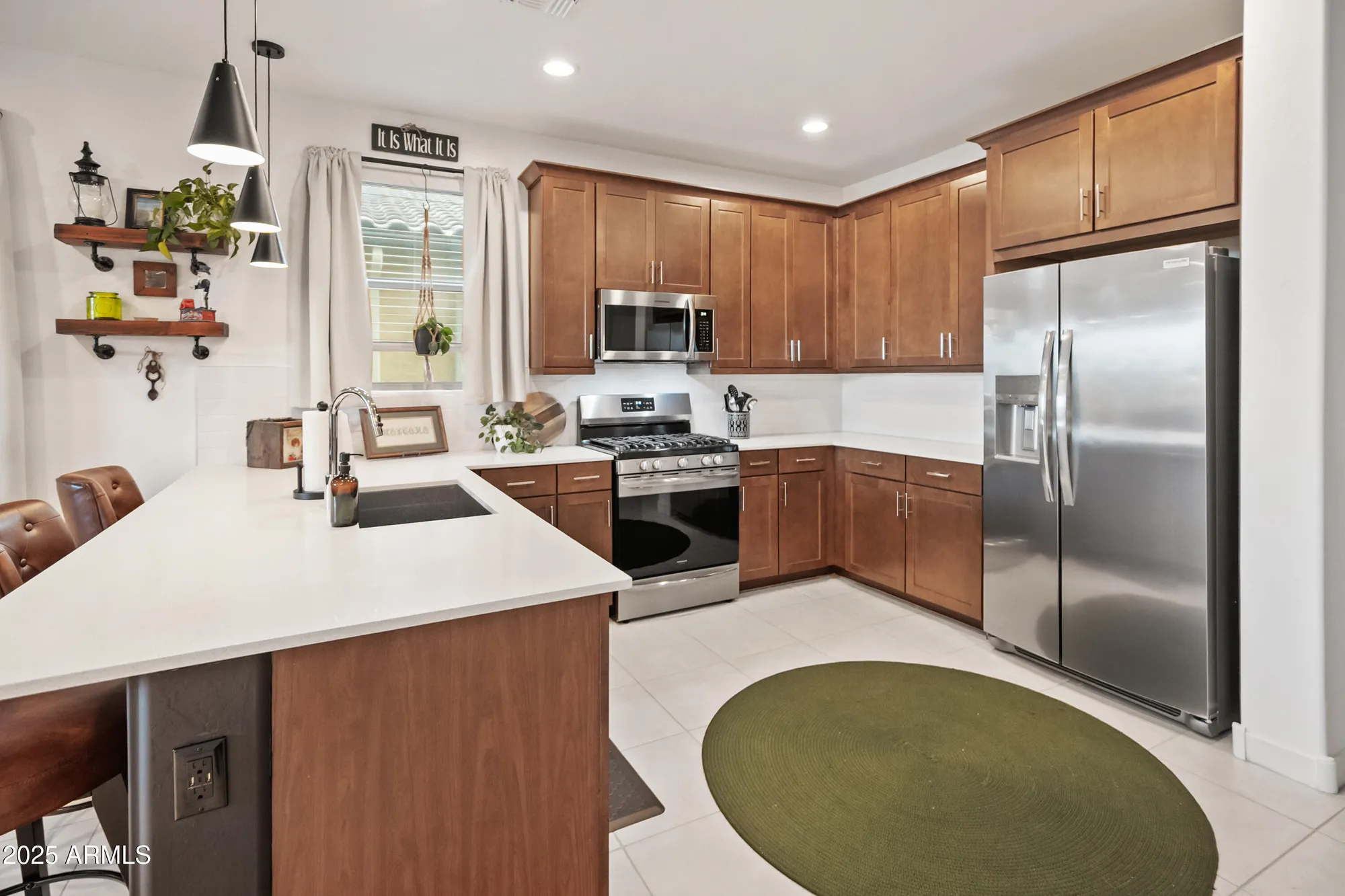 Property Slideshow image 14 of 61 | 17122 w artemisa ave, Surprise, AZ, 85387