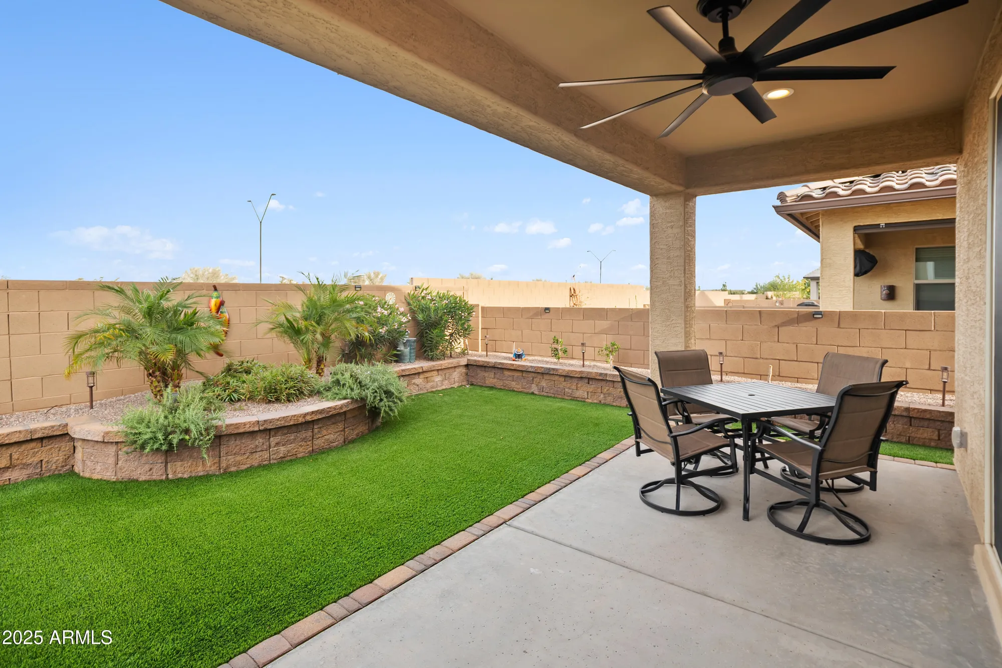 Property Slideshow image 32 of 61 | 17122 w artemisa ave, Surprise, AZ, 85387