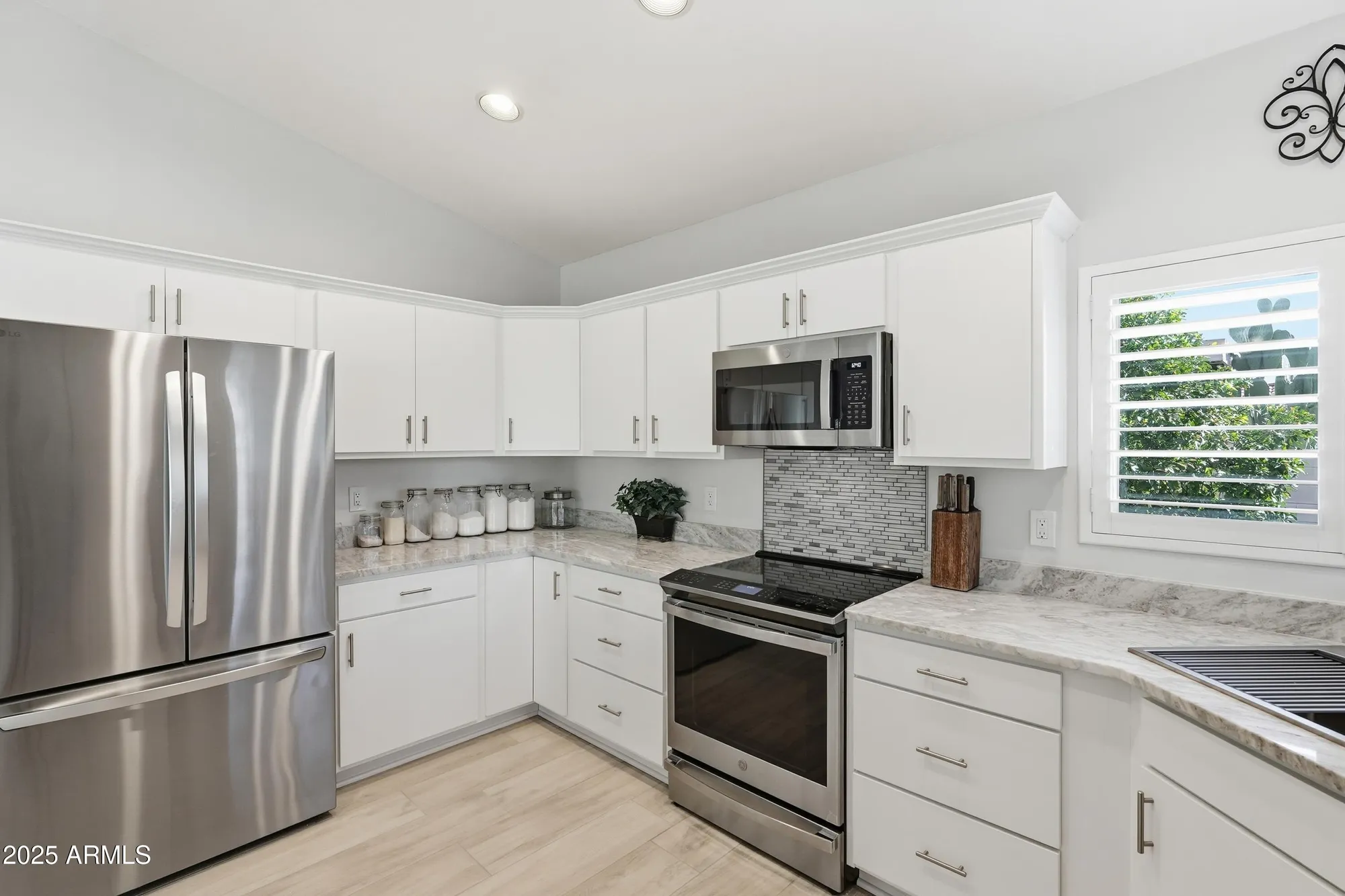 Property Slideshow image 15 of 61 | 25834 s ashwood dr, Sun Lakes, AZ, 85248