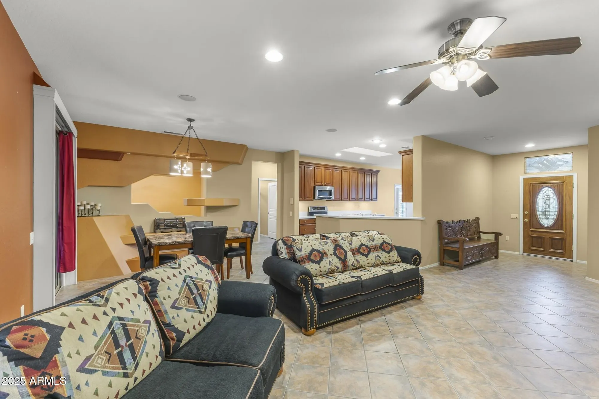 Property Slideshow image 9 of 42 | 15531 w skyview way, Surprise, AZ, 85374