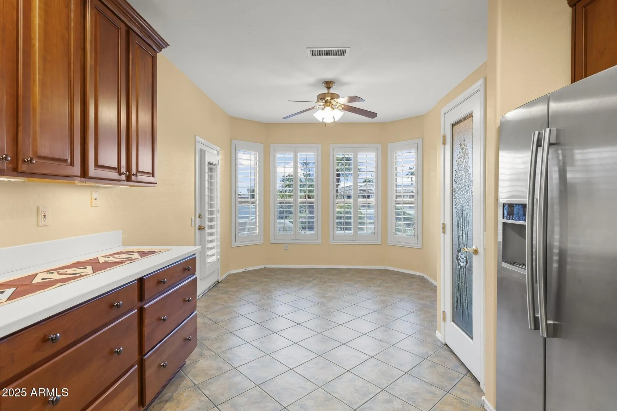 Property Slideshow image 14 of 42 | 15531 w skyview way, Surprise, AZ, 85374