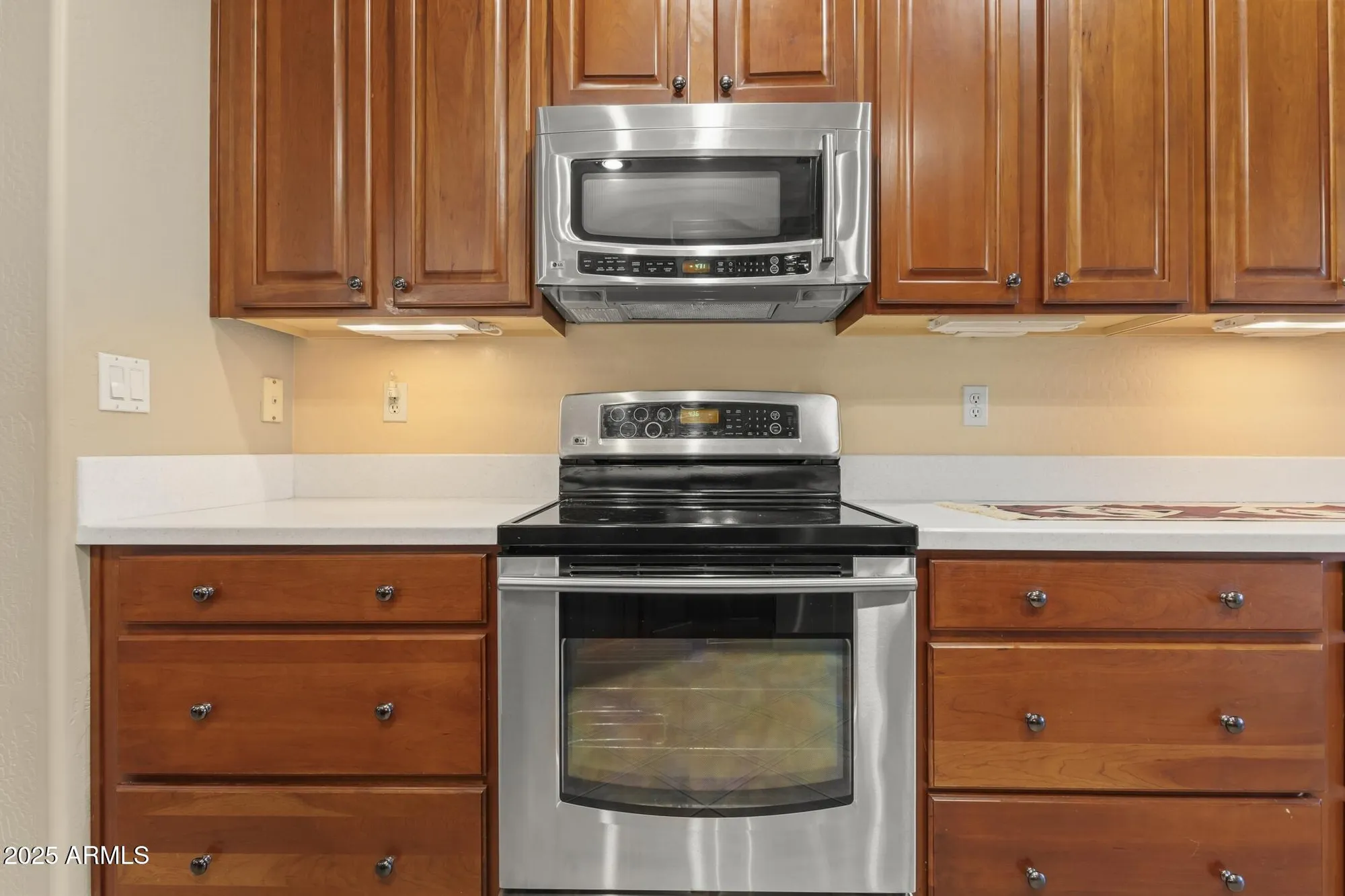 Property Slideshow image 16 of 42 | 15531 w skyview way, Surprise, AZ, 85374