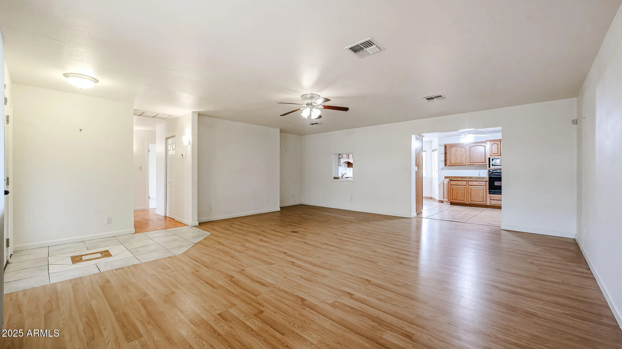 Property Slideshow image 8 of 46 | 11851 n thunderbird rd, Sun City, AZ, 85351