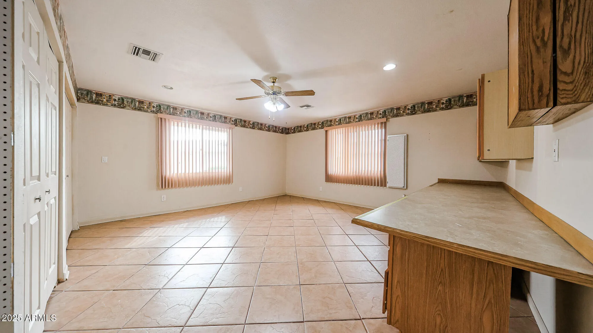 Property Slideshow image 18 of 46 | 11851 n thunderbird rd, Sun City, AZ, 85351