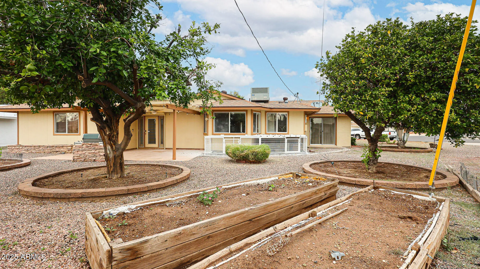 Property Slideshow image 40 of 46 | 11851 n thunderbird rd, Sun City, AZ, 85351