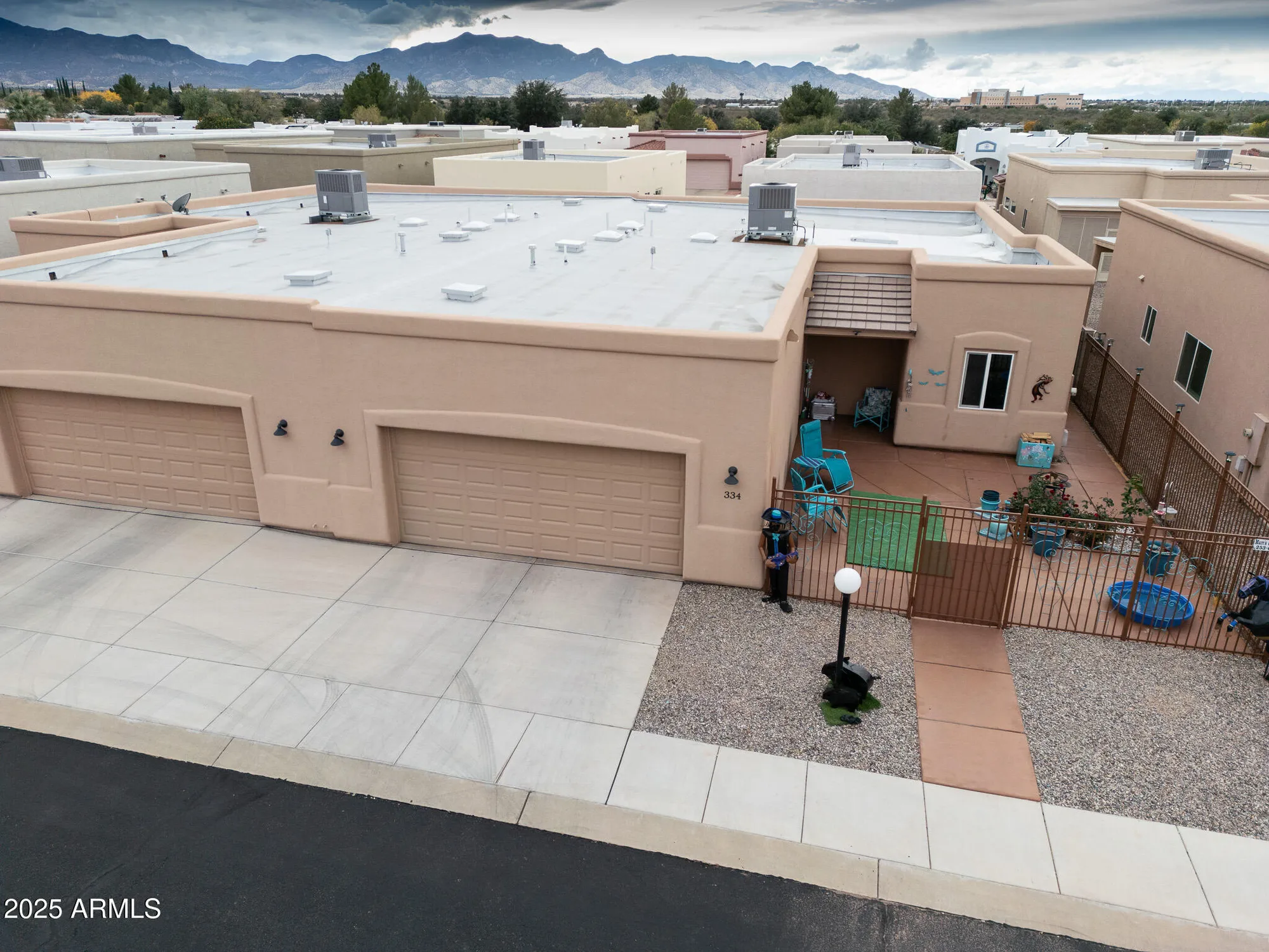 Property Slideshow image 3 of 33 | 334 s sky ranch rd, Sierra Vista, AZ, 85635