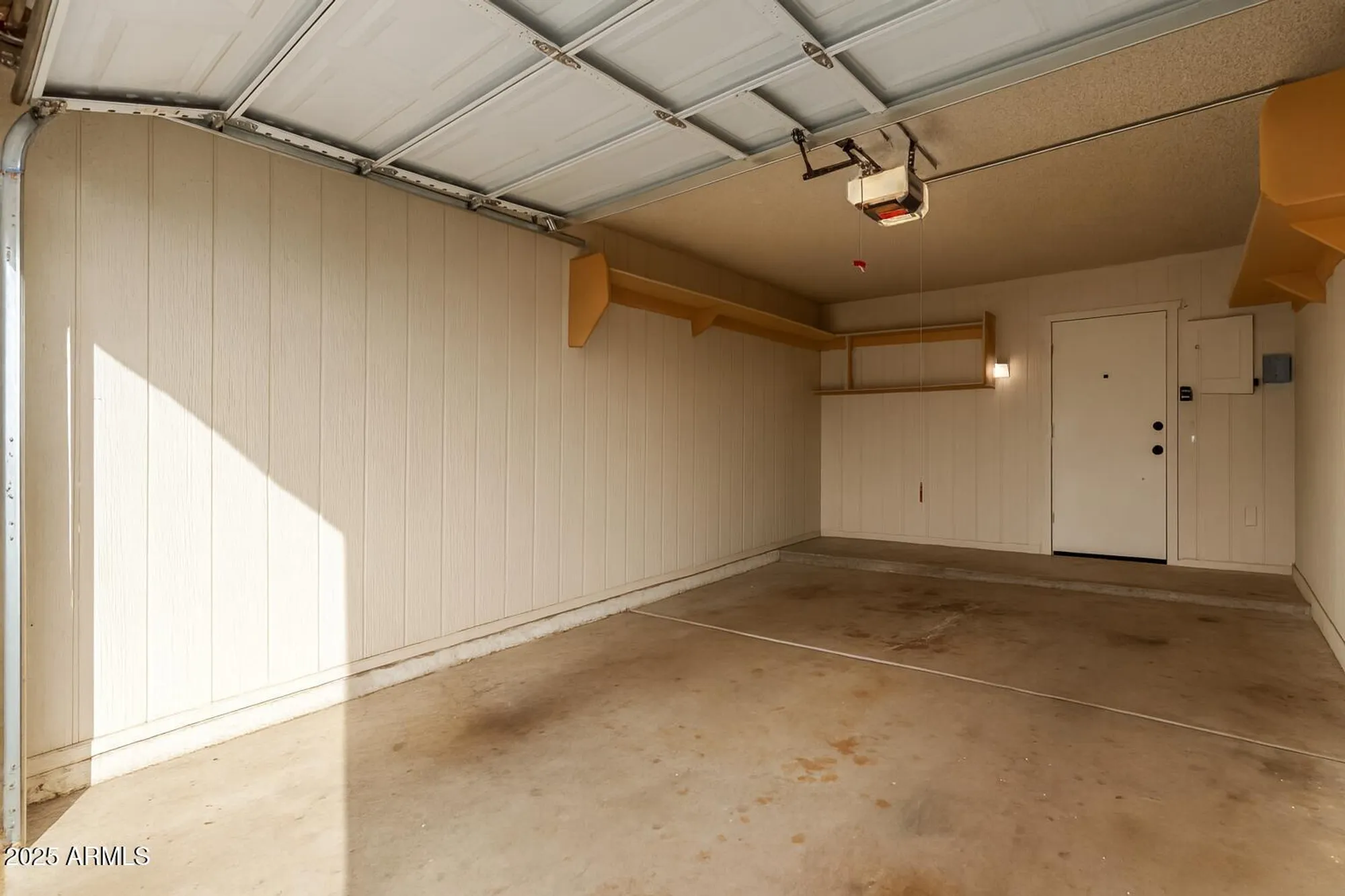 Property Slideshow image 16 of 43 | 10913 w coggins dr, Sun City, AZ, 85351