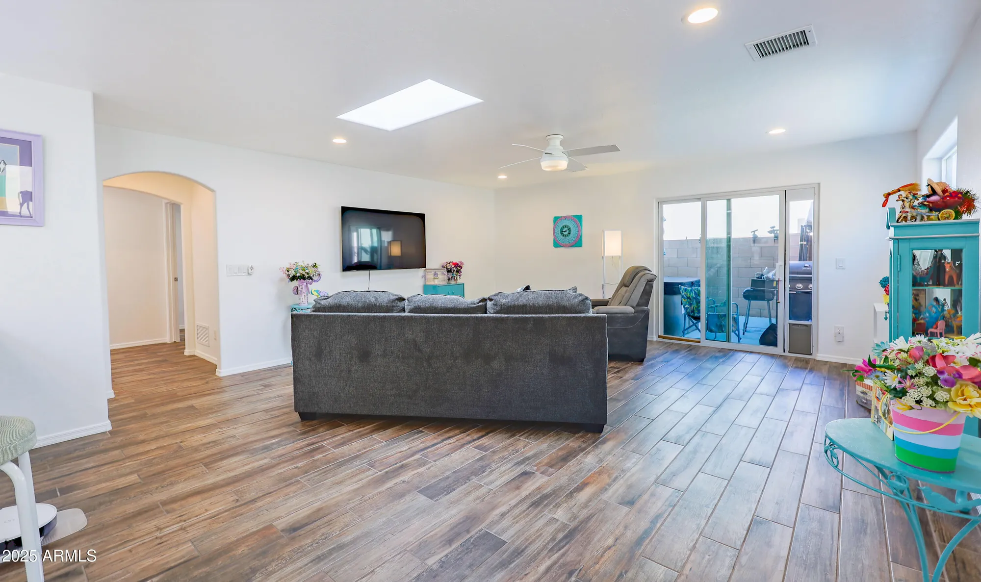 Property Slideshow image 12 of 33 | 334 s sky ranch rd, Sierra Vista, AZ, 85635