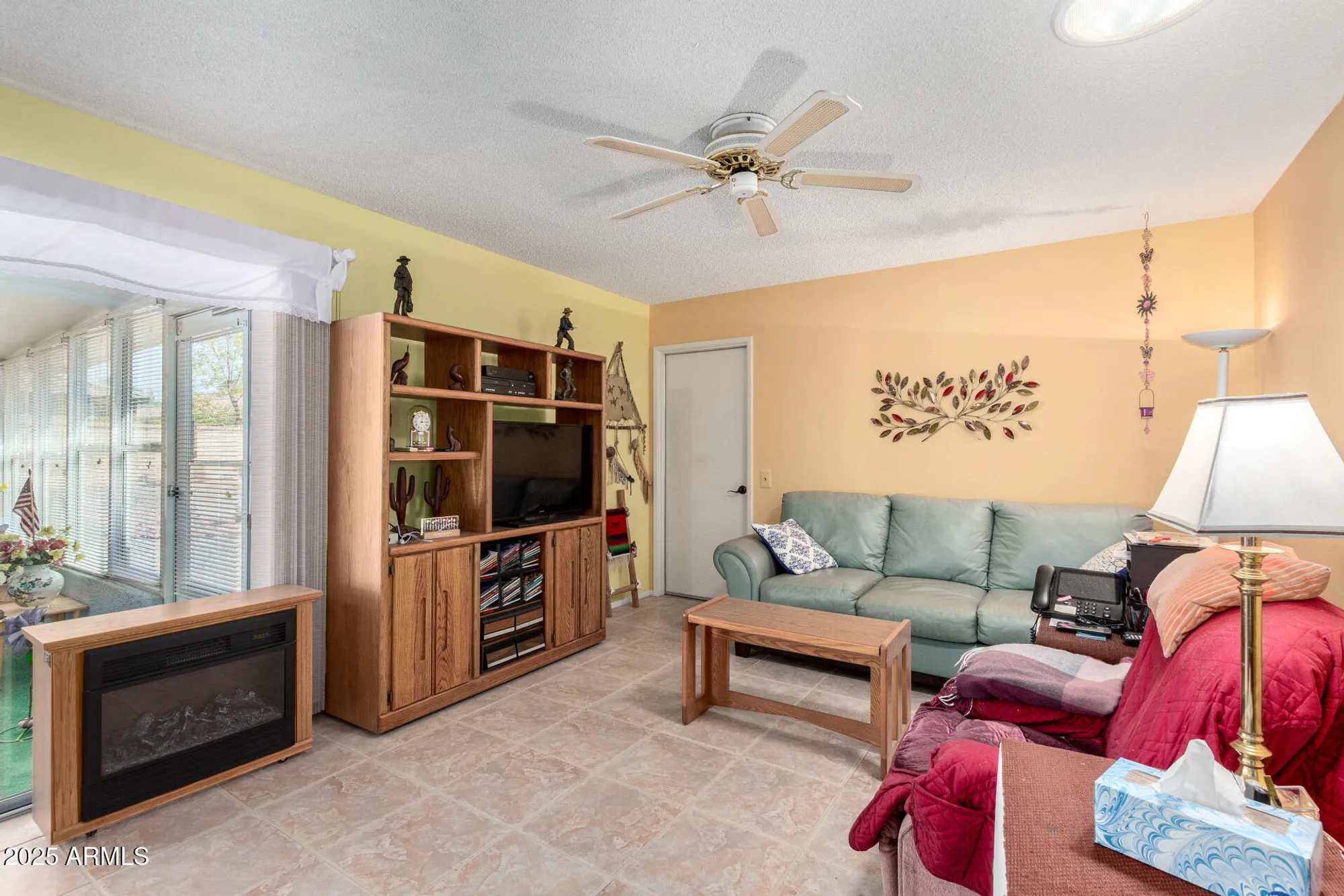 Property Slideshow image 18 of 92 | 16025 n 110th ave, Sun City, AZ, 85351