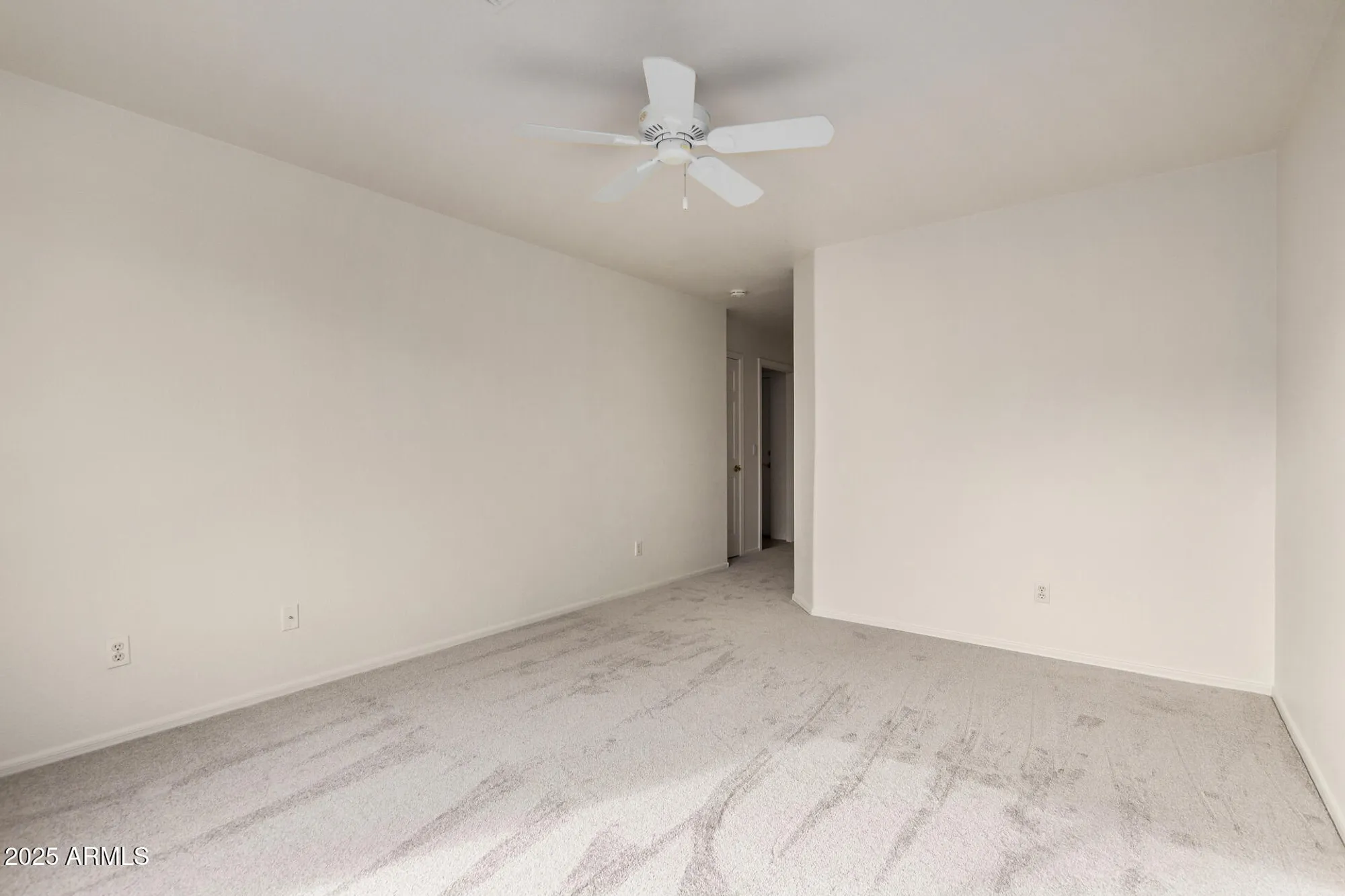 Property Slideshow image 20 of 45 | 1365 e runaway bay dr, Chandler, AZ, 85249