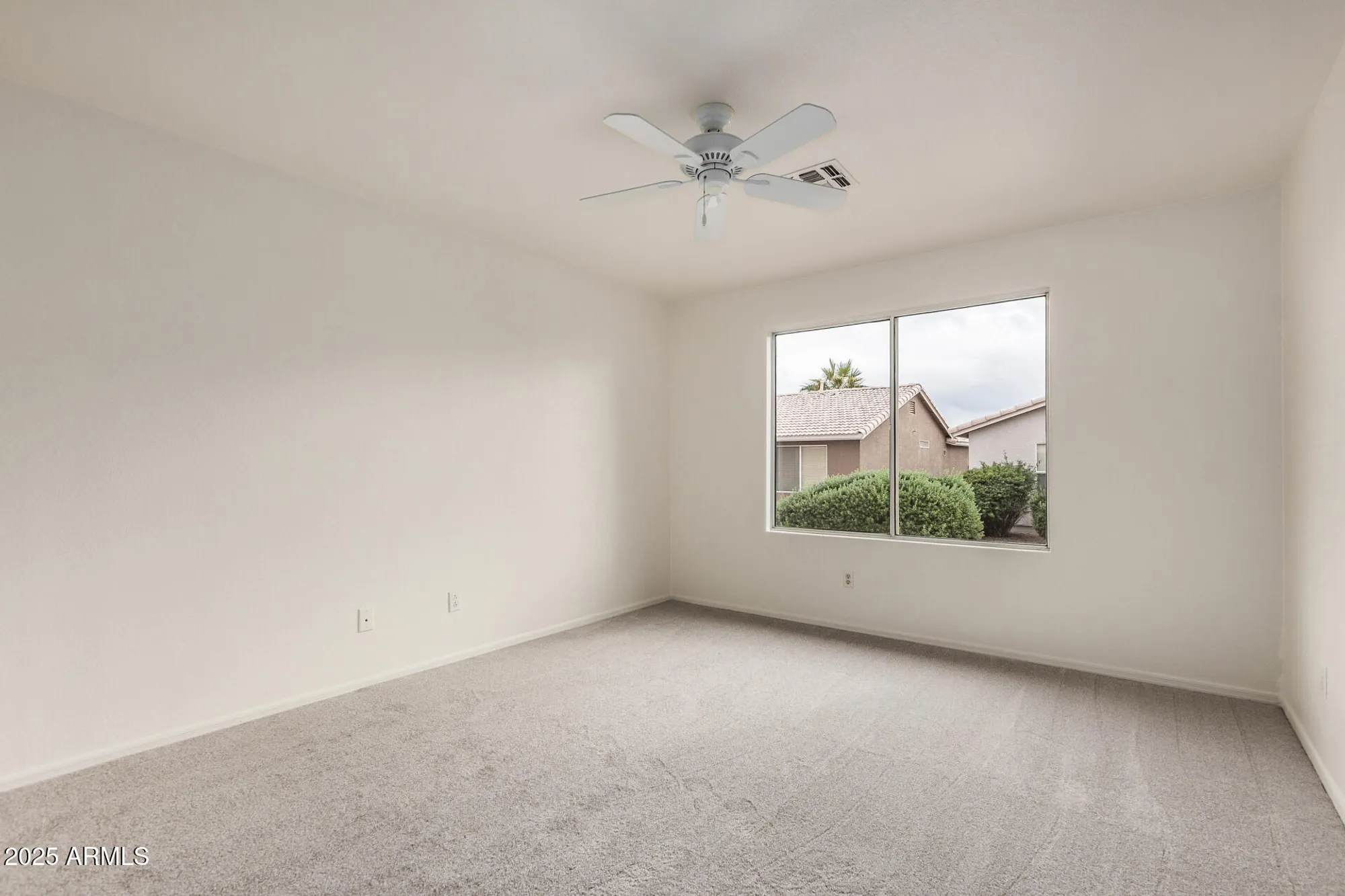 Property Slideshow image 21 of 45 | 1365 e runaway bay dr, Chandler, AZ, 85249