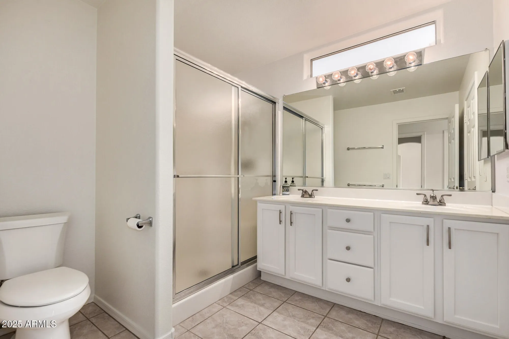 Property Slideshow image 22 of 45 | 1365 e runaway bay dr, Chandler, AZ, 85249